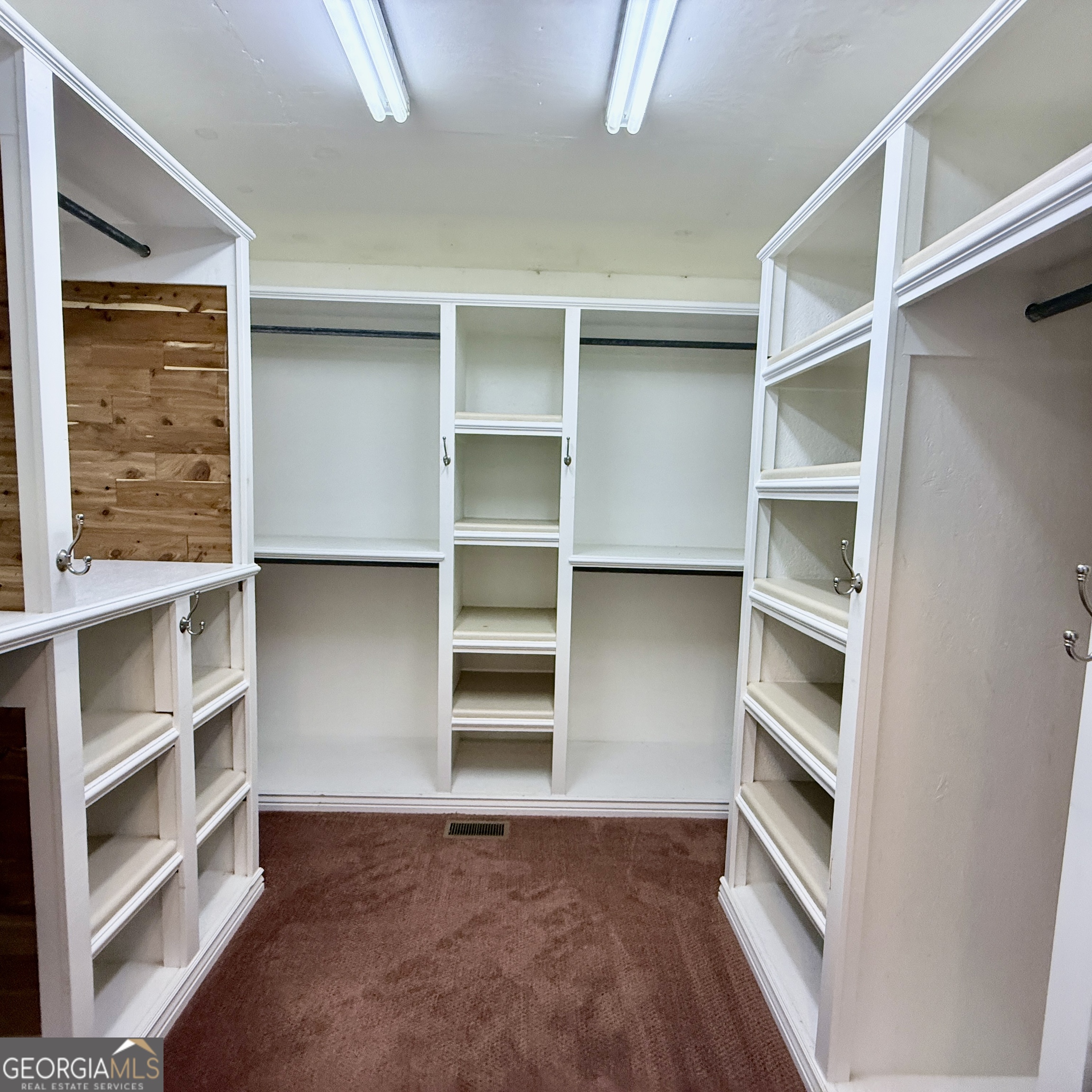 386 Oak Grove Road Property Photo 16