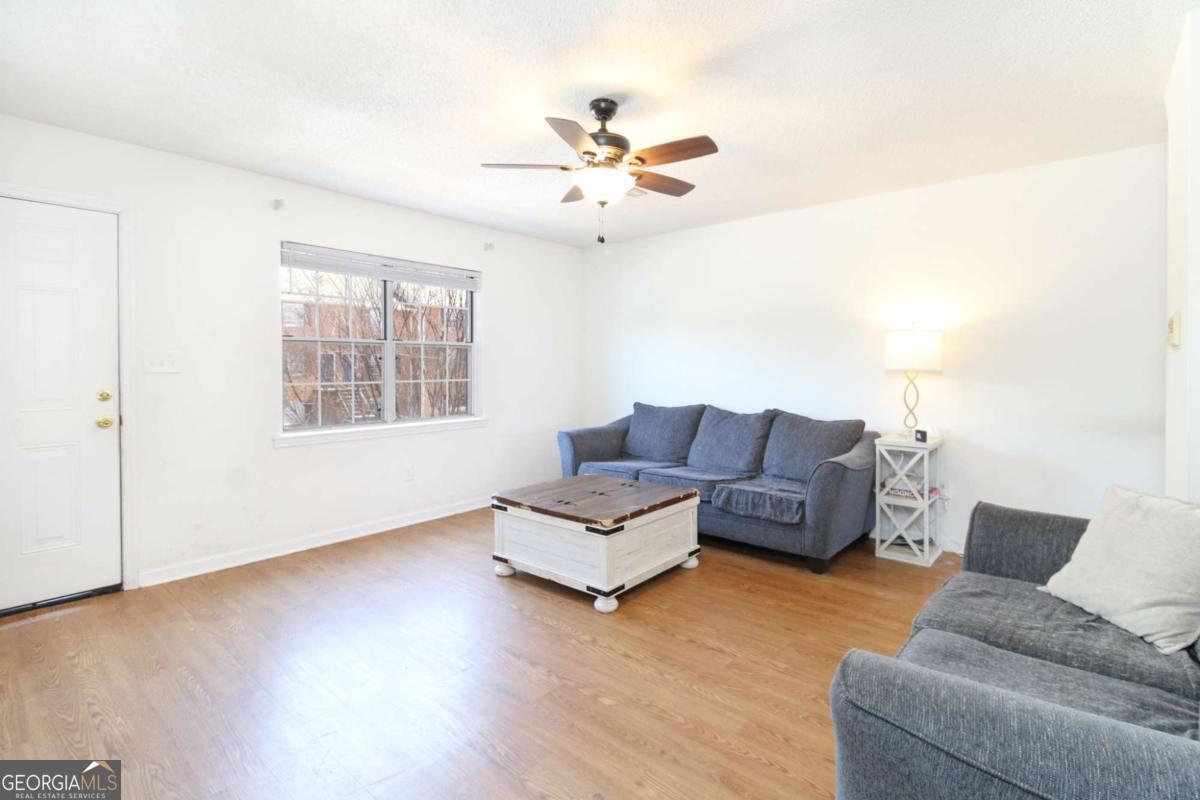 2165 Milledge Avenue # E7 Property Photo 4