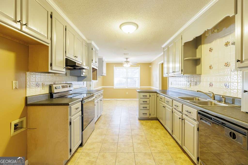 5318 Mimosa Circle Property Photo 6