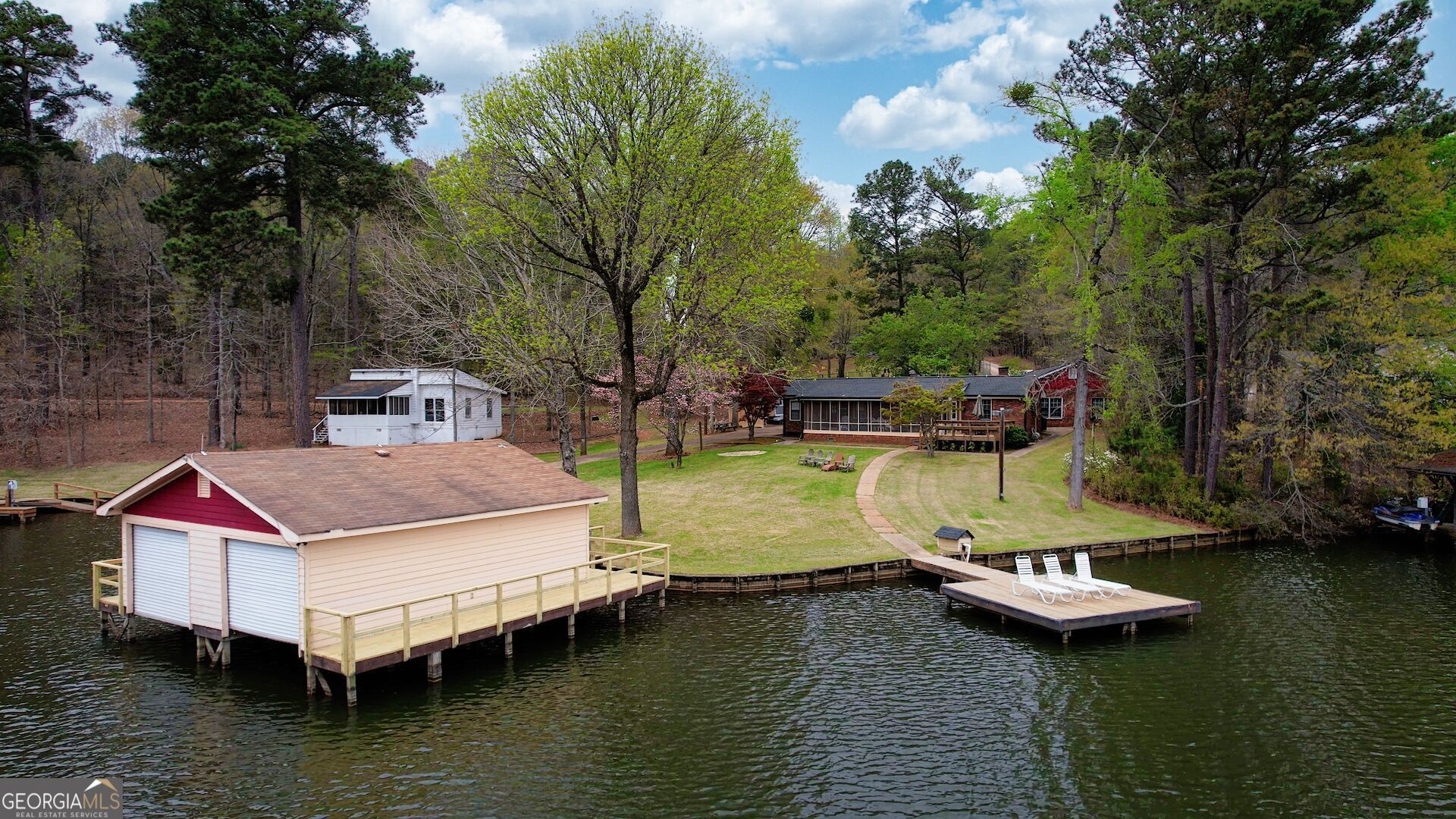 1665 County Line Extension Property Photo 4