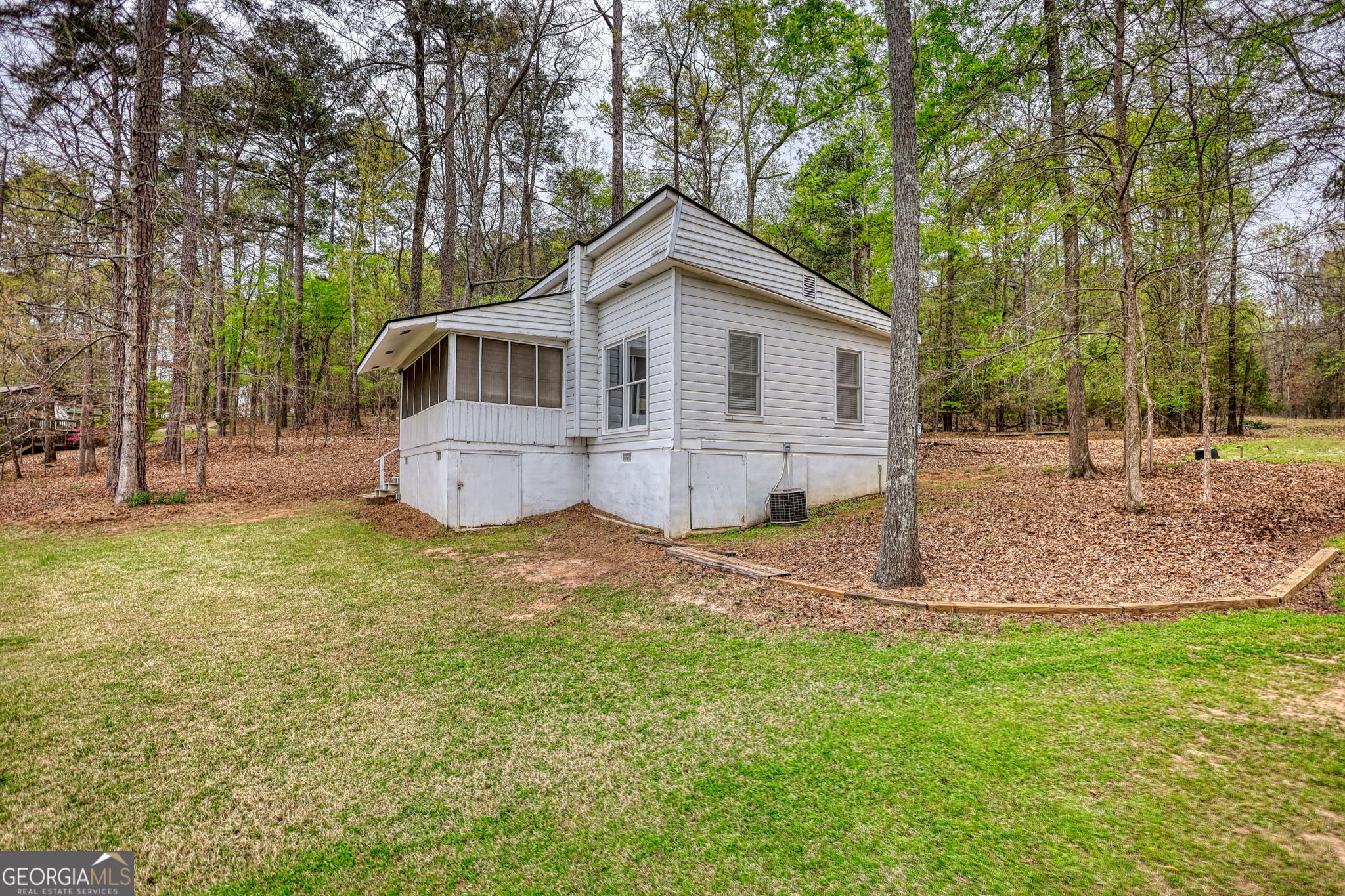 1697 County Line Extension Property Photo 1
