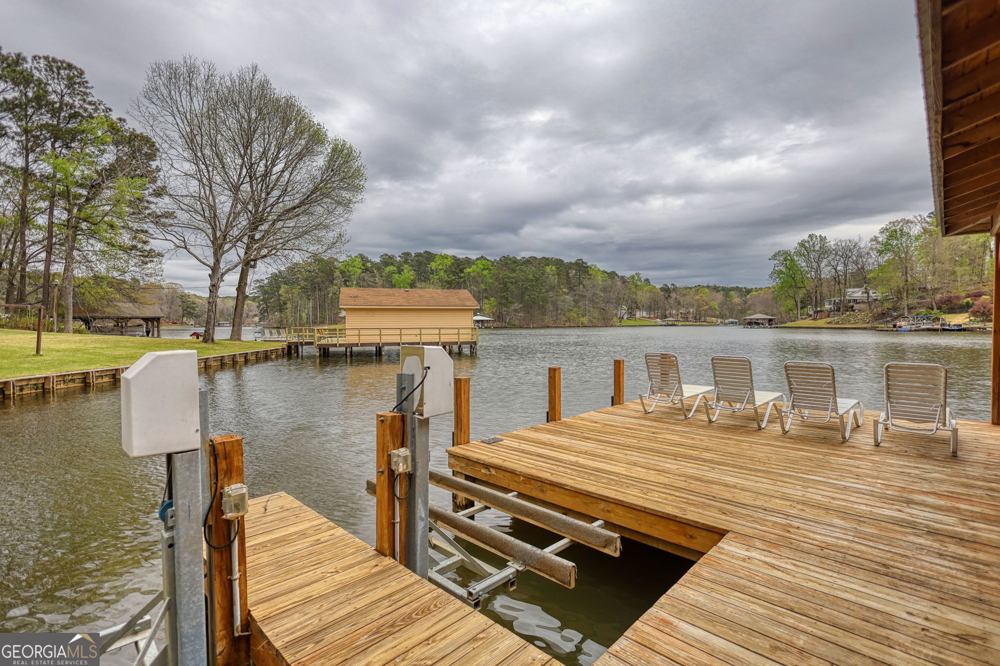 1697 County Line Extension Property Photo 11