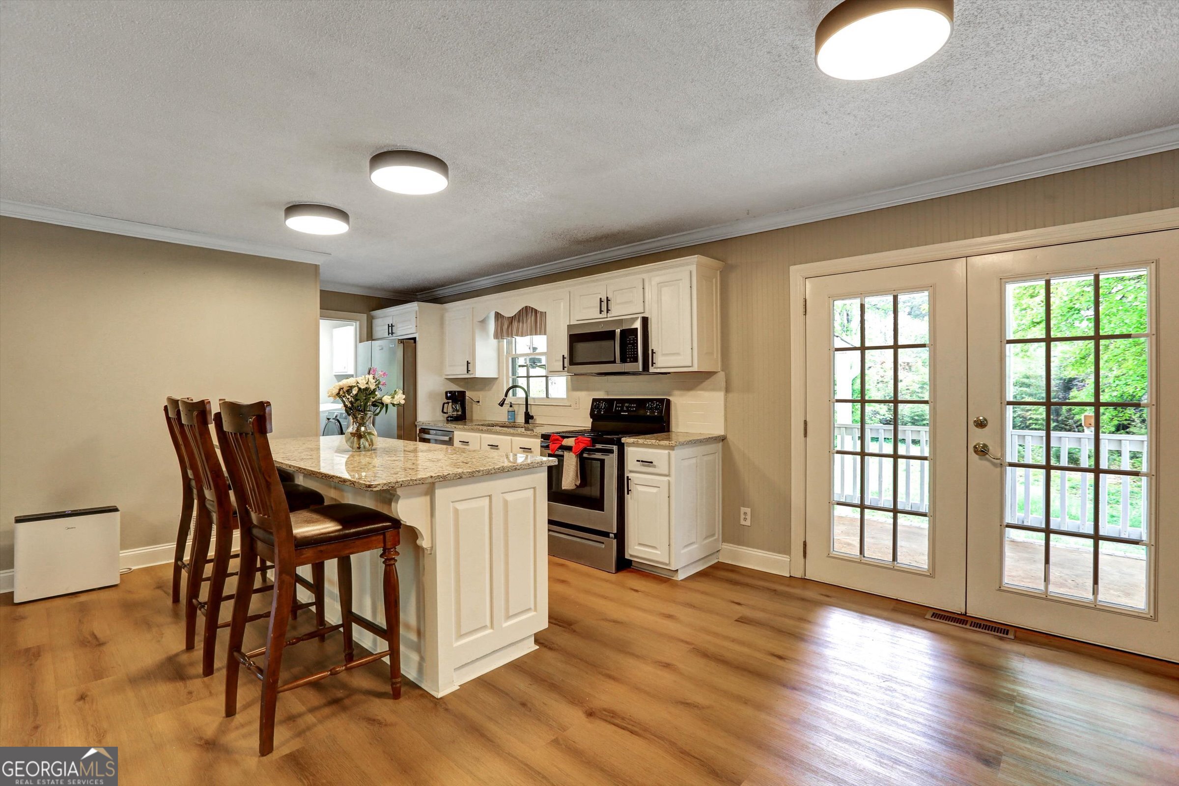 1095 Athens Road Property Photo 6