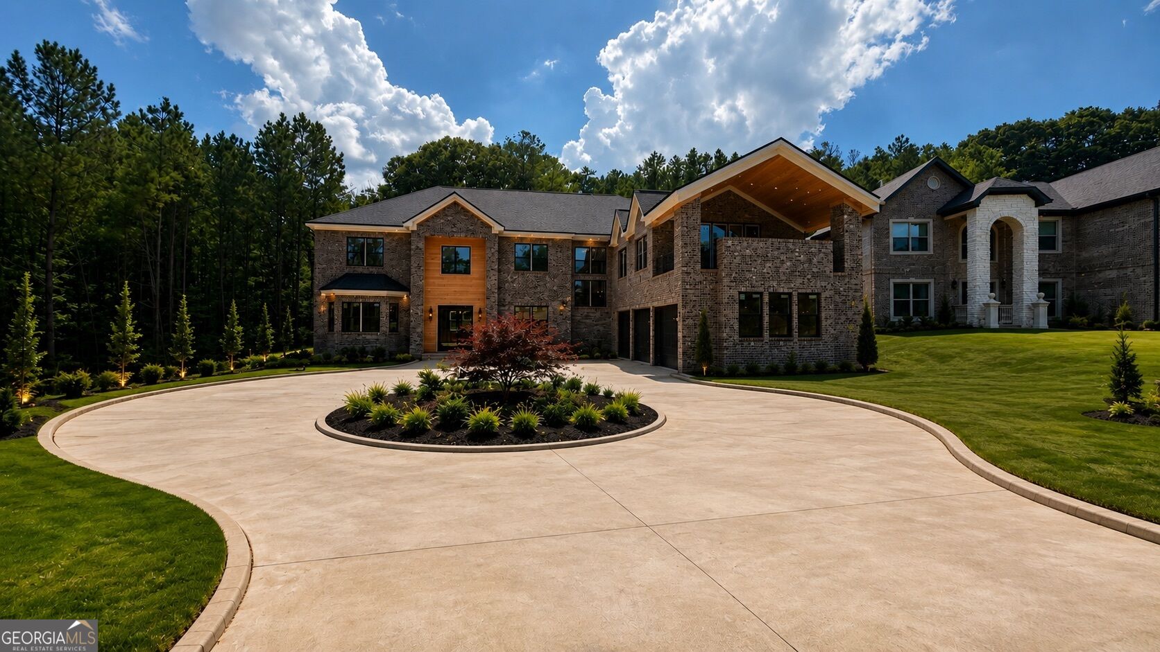 899 Artistry Way Property Photo 5