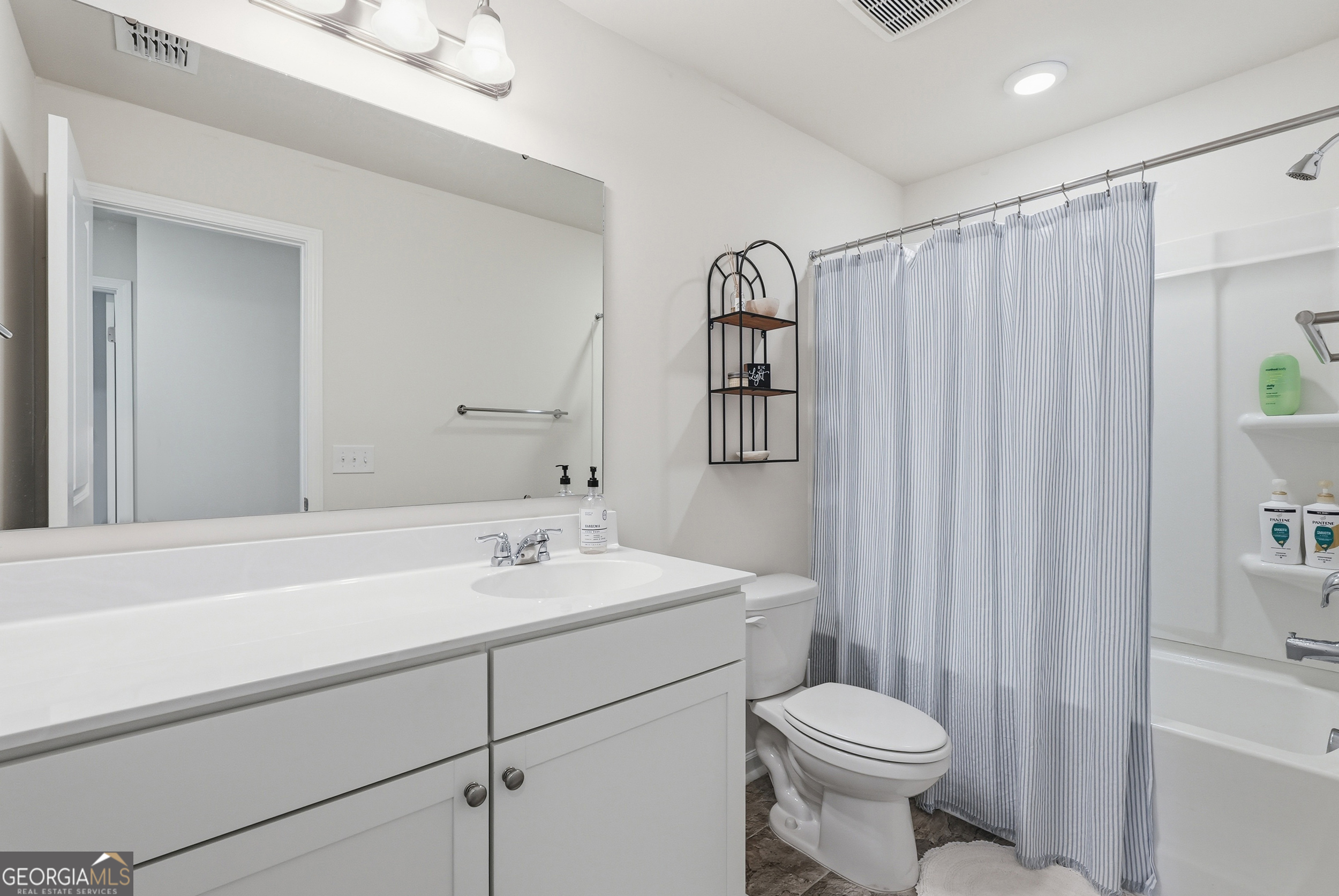 144 Congo Court Property Photo 22