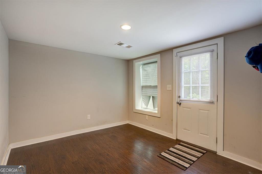 174 Rivertown Road Property Photo 10