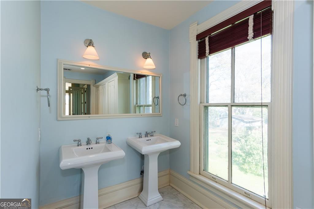 3593 Hemphill Street Property Photo 60