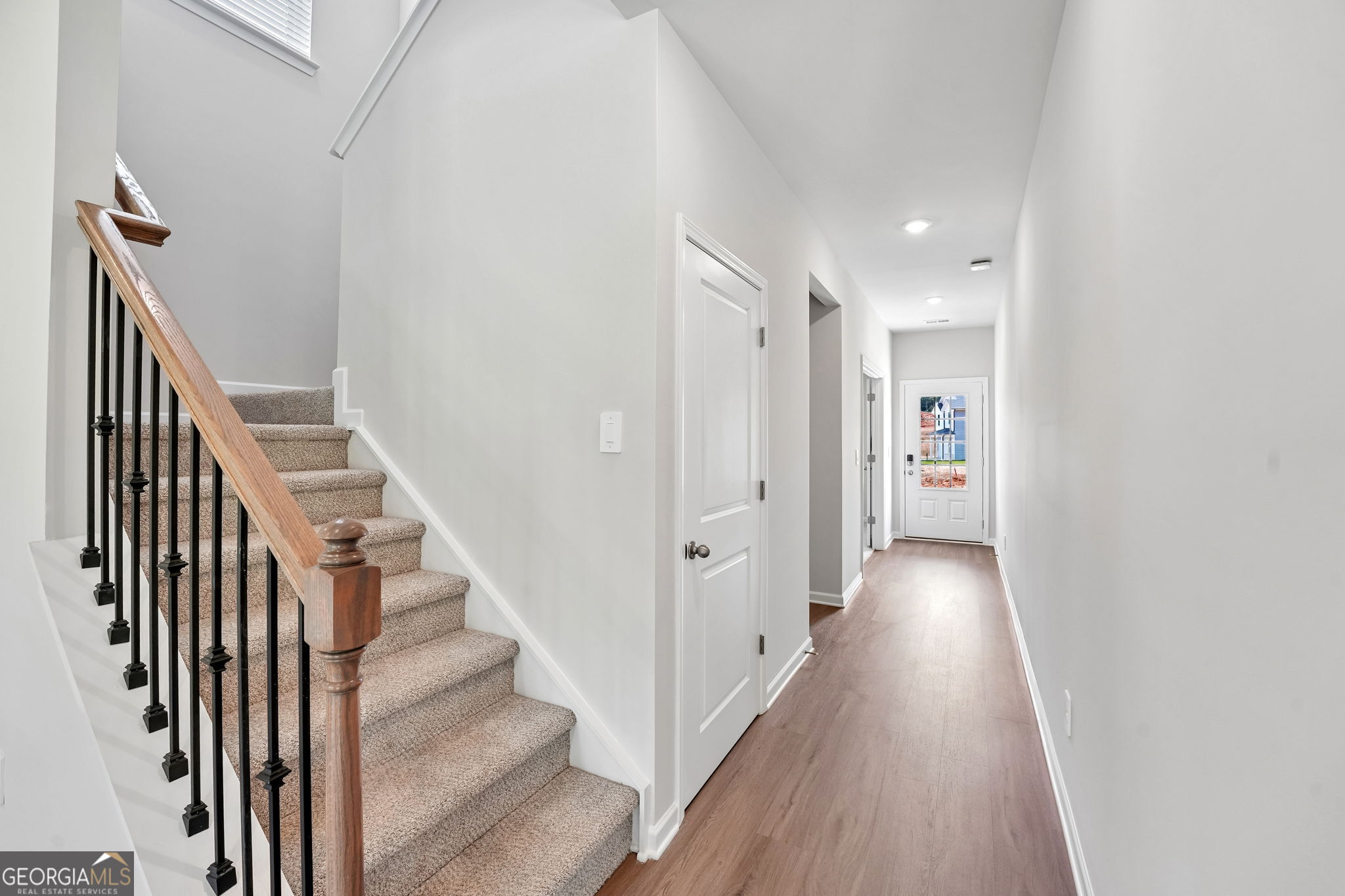 16 Rise Road Property Photo 8