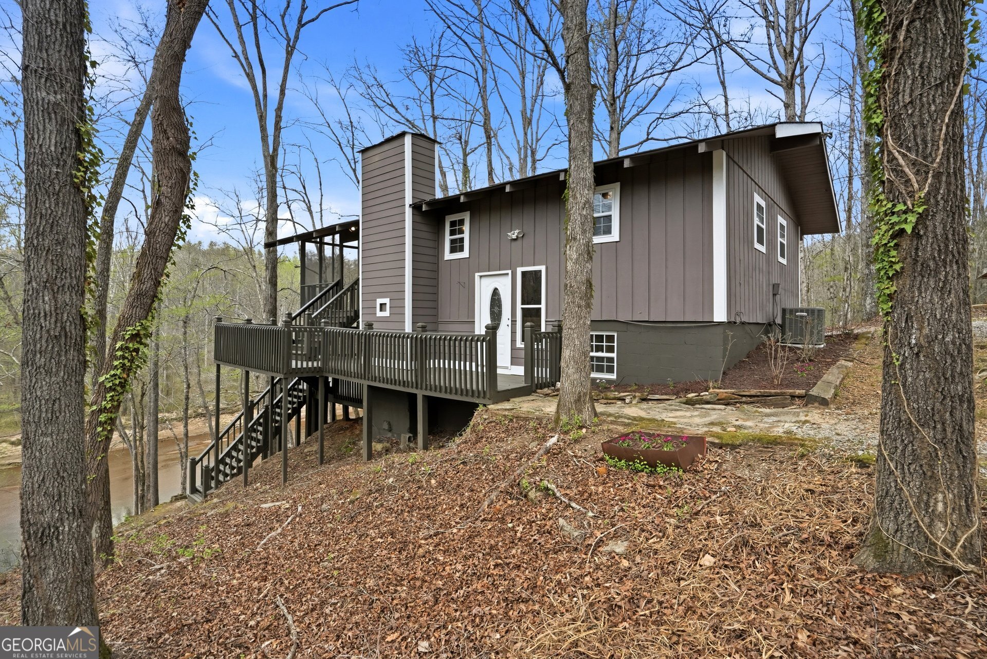 307 Eagle Overlook Drive Property Photo 1