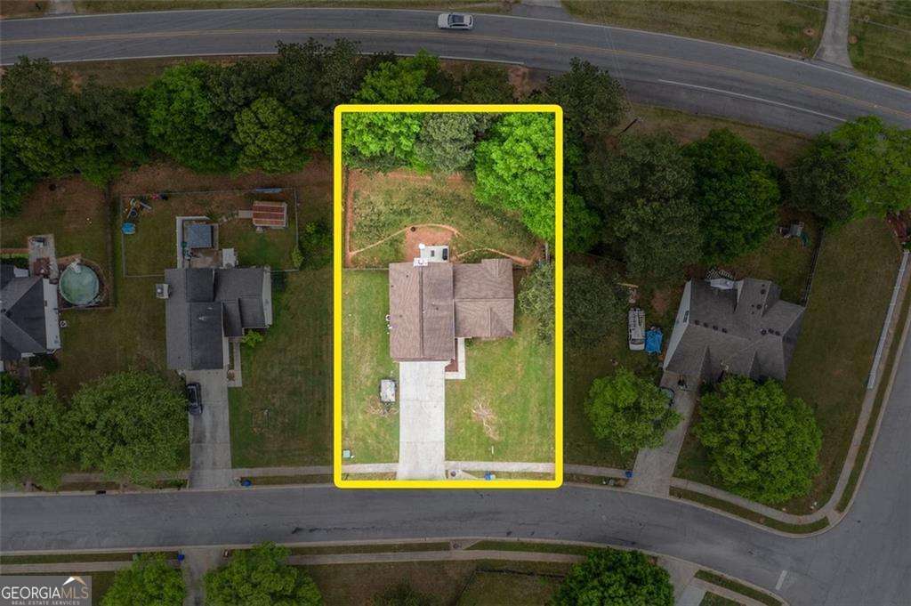 675 Michael Circle Property Photo 3