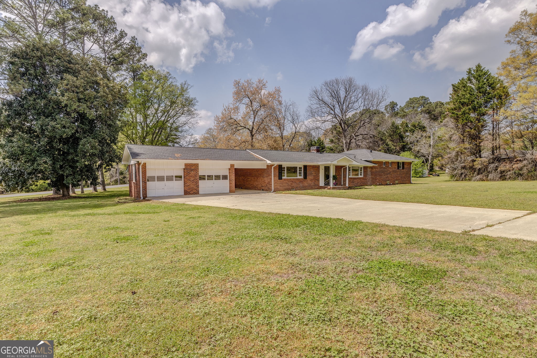 207 John Phillips Road Property Photo 2