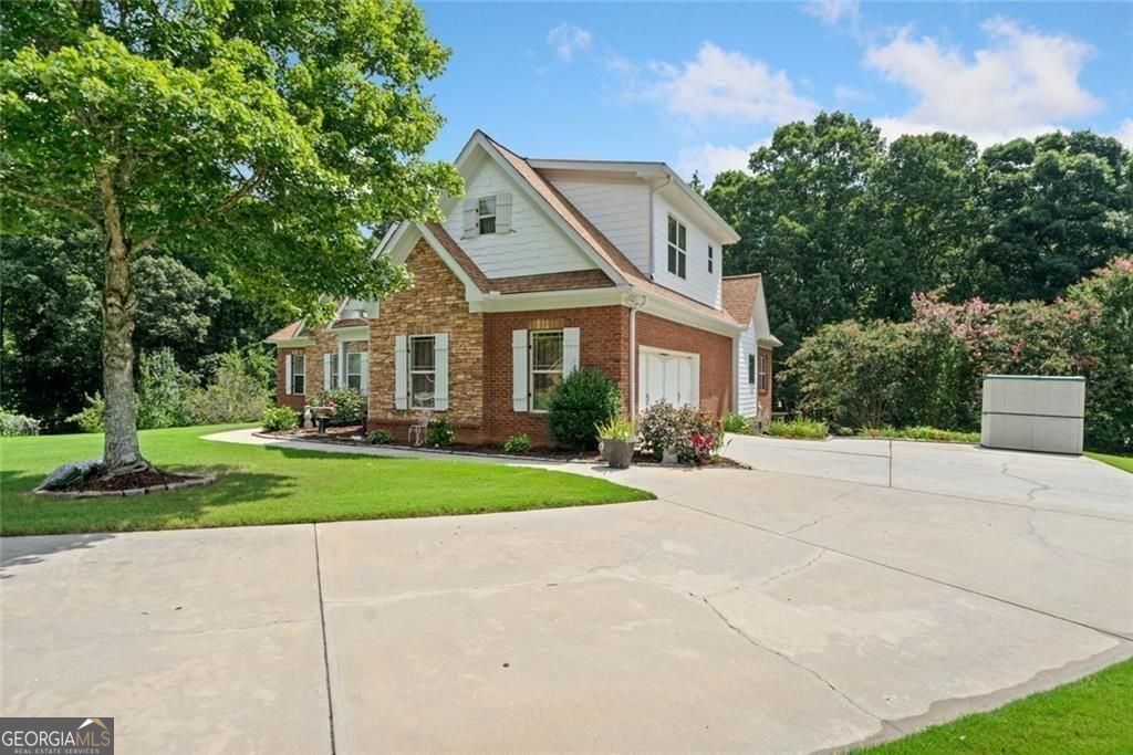 2200 Spruce Lake Drive Property Photo 31