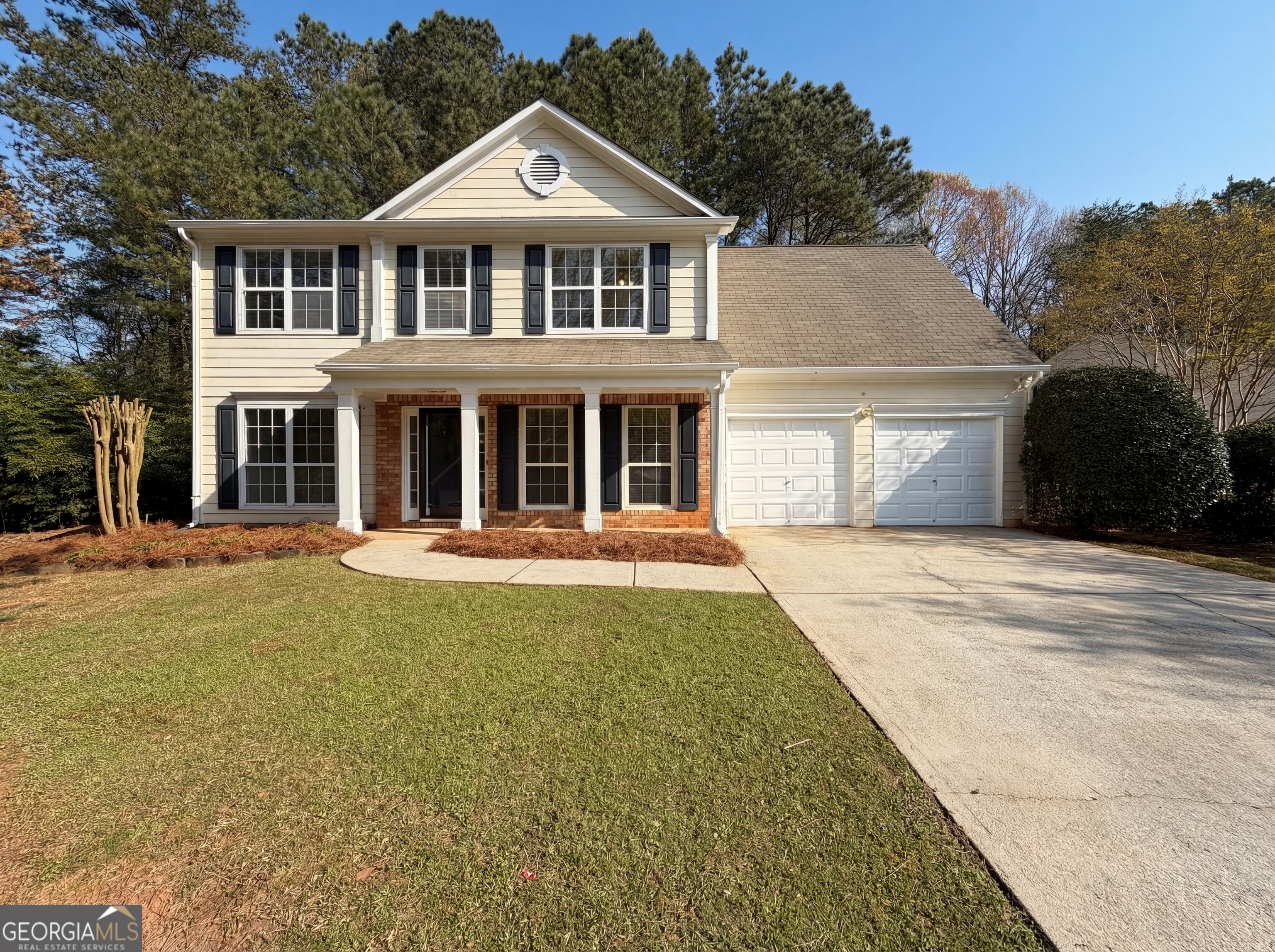 240 Kensington Trace Property Photo 1
