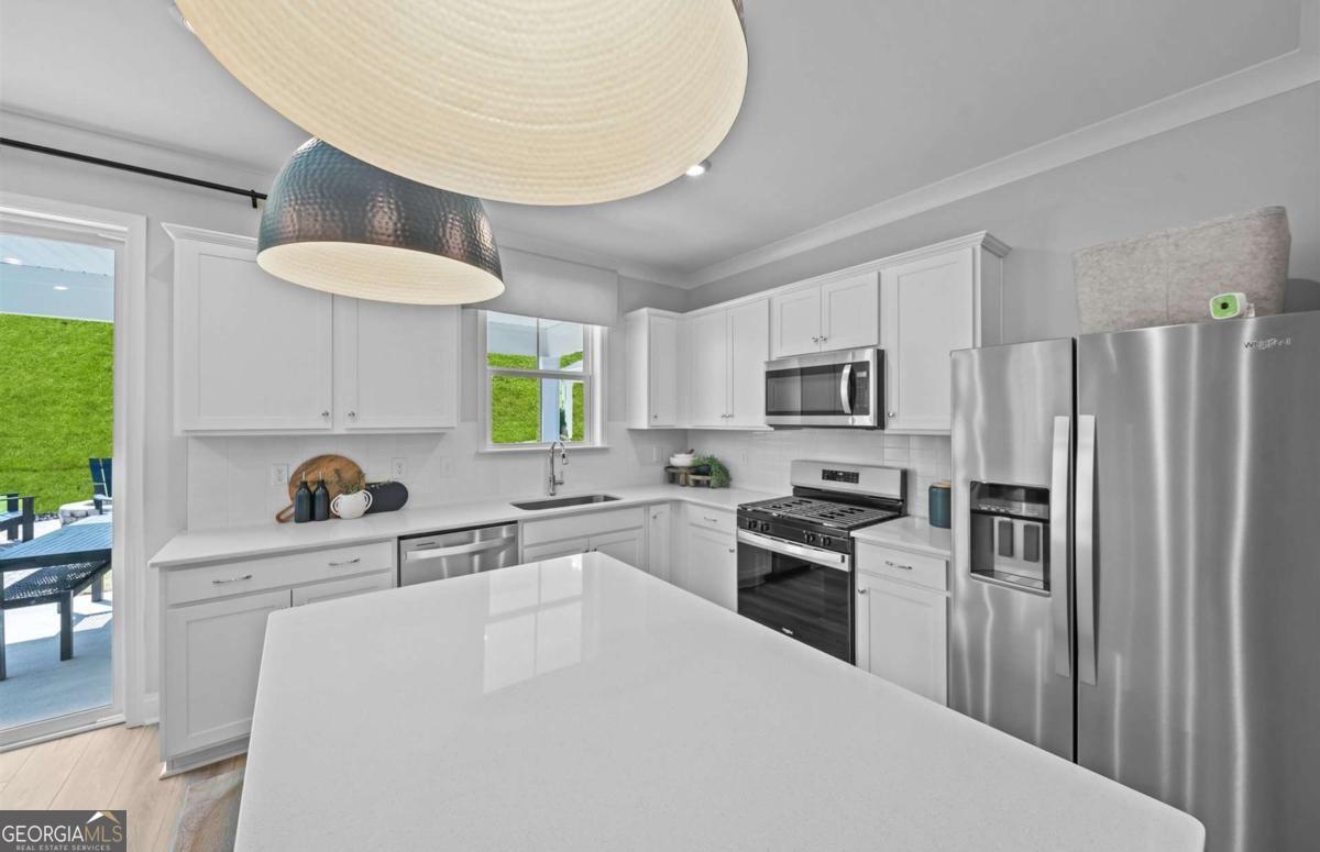 2160 Groveview Lane Property Photo 11