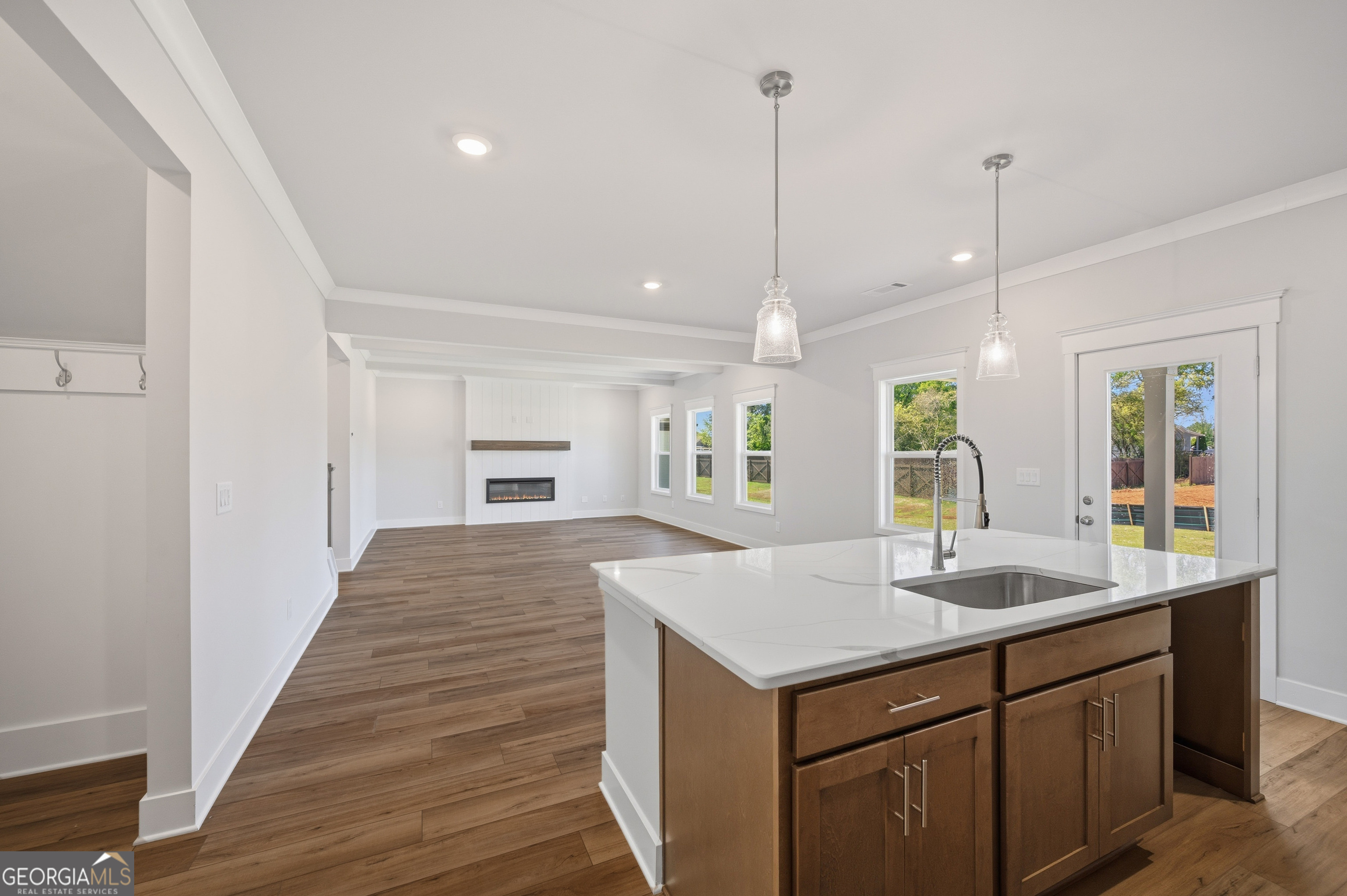 6 Commons Way Property Photo 7