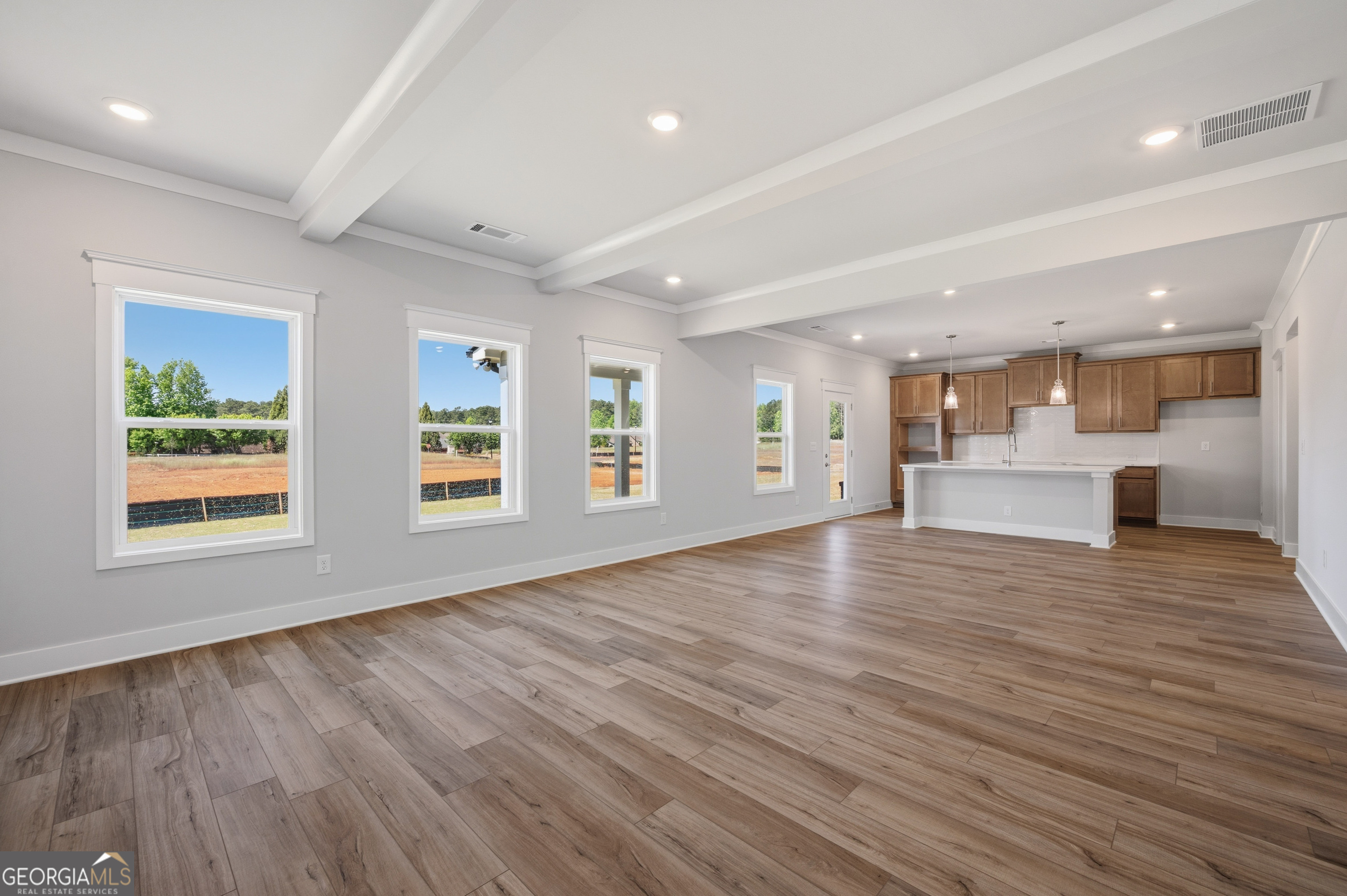 6 Commons Way Property Photo 10