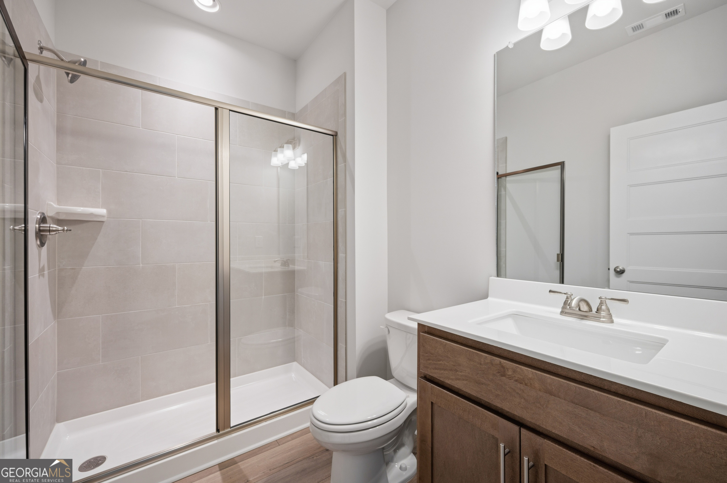 6 Commons Way Property Photo 16