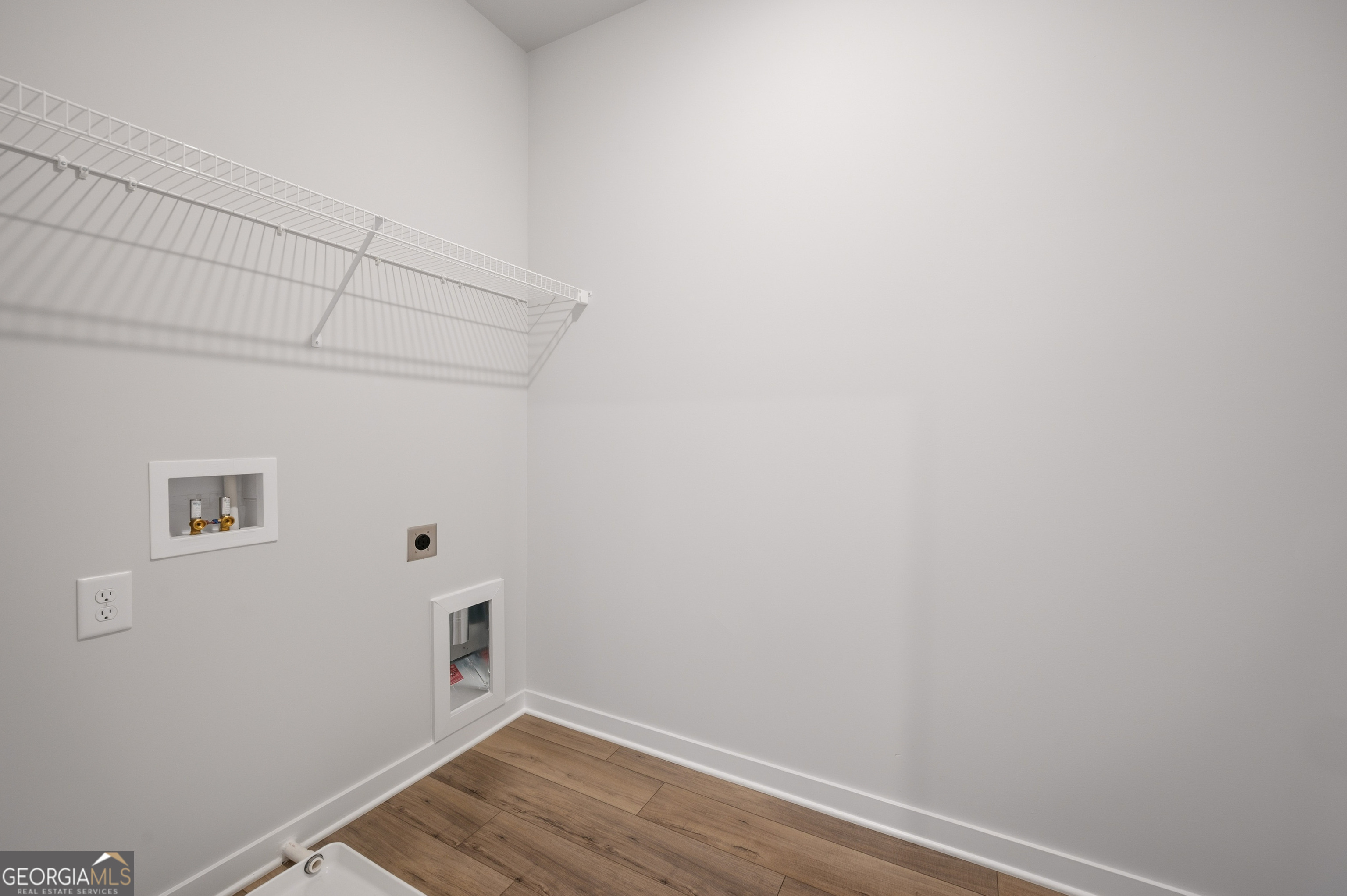 6 Commons Way Property Photo 21