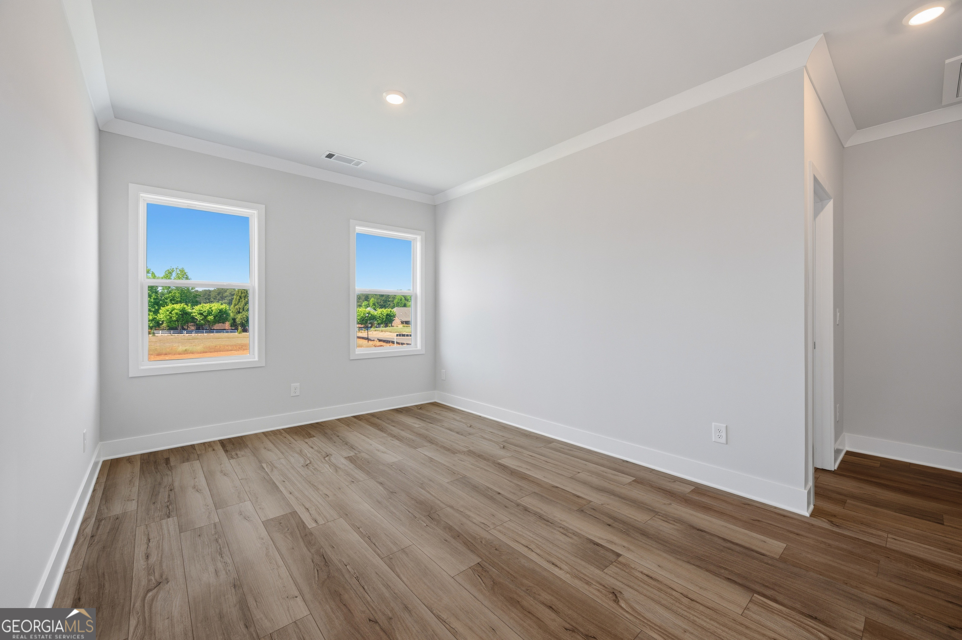 6 Commons Way Property Photo 22
