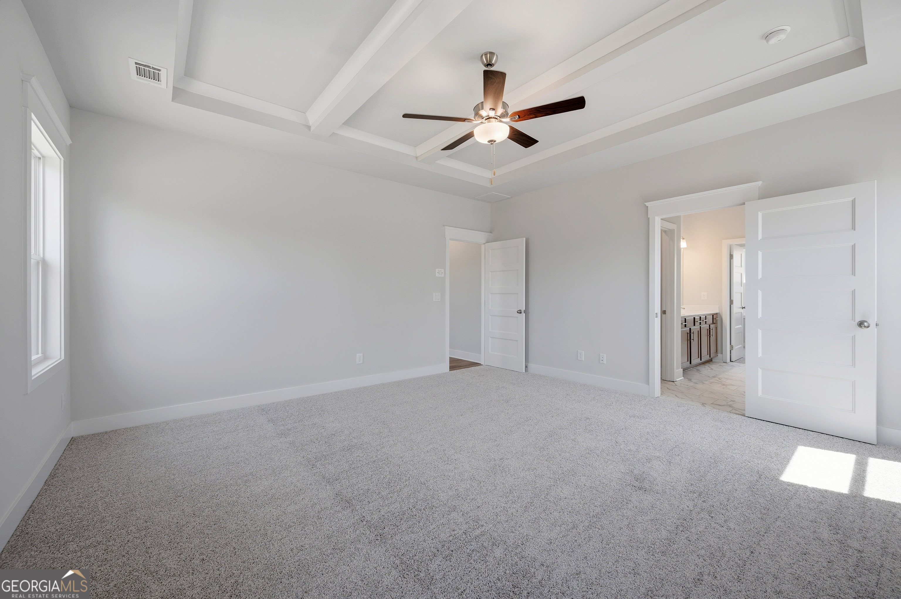 6 Commons Way Property Photo 24