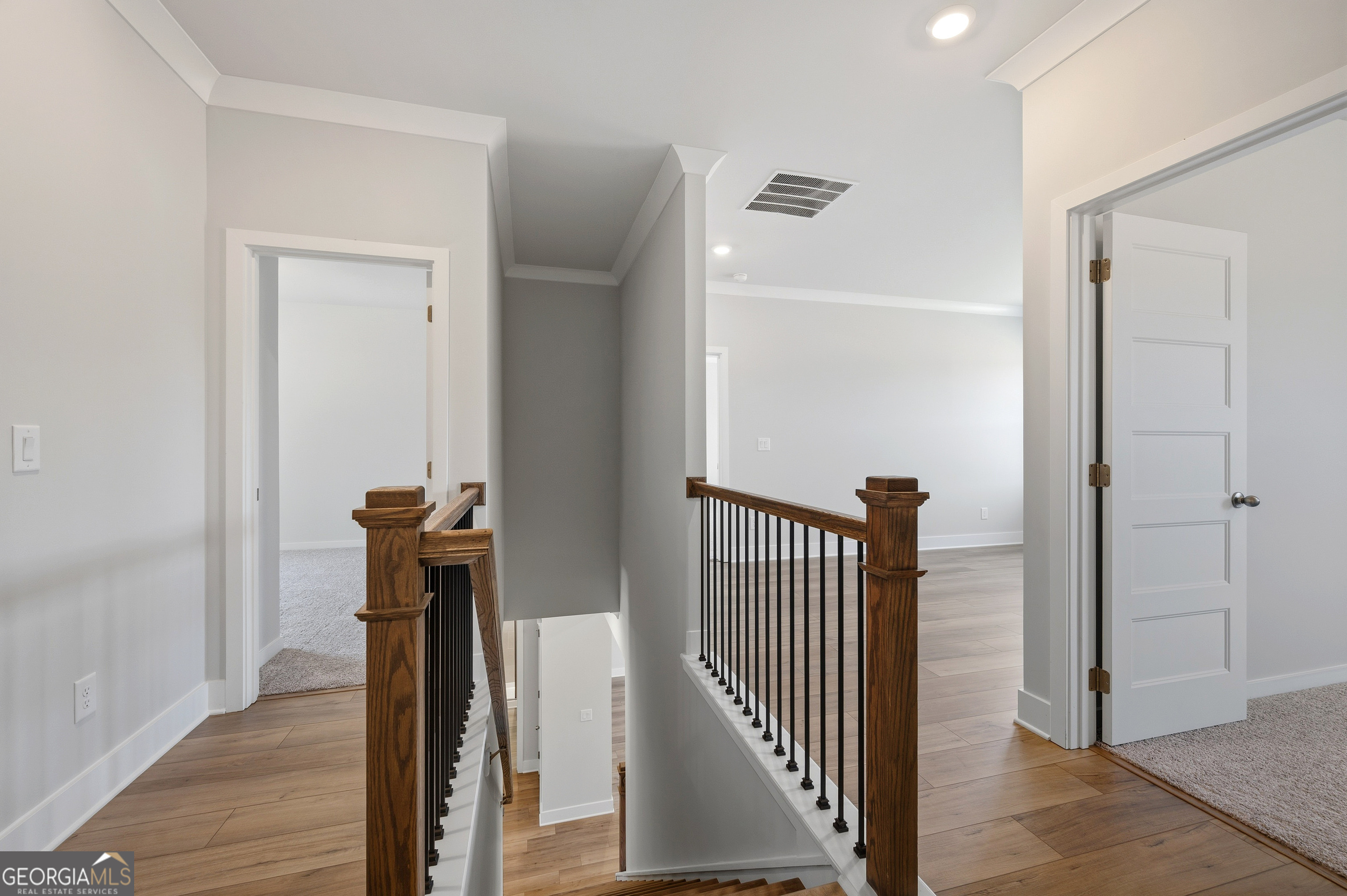 6 Commons Way Property Photo 30