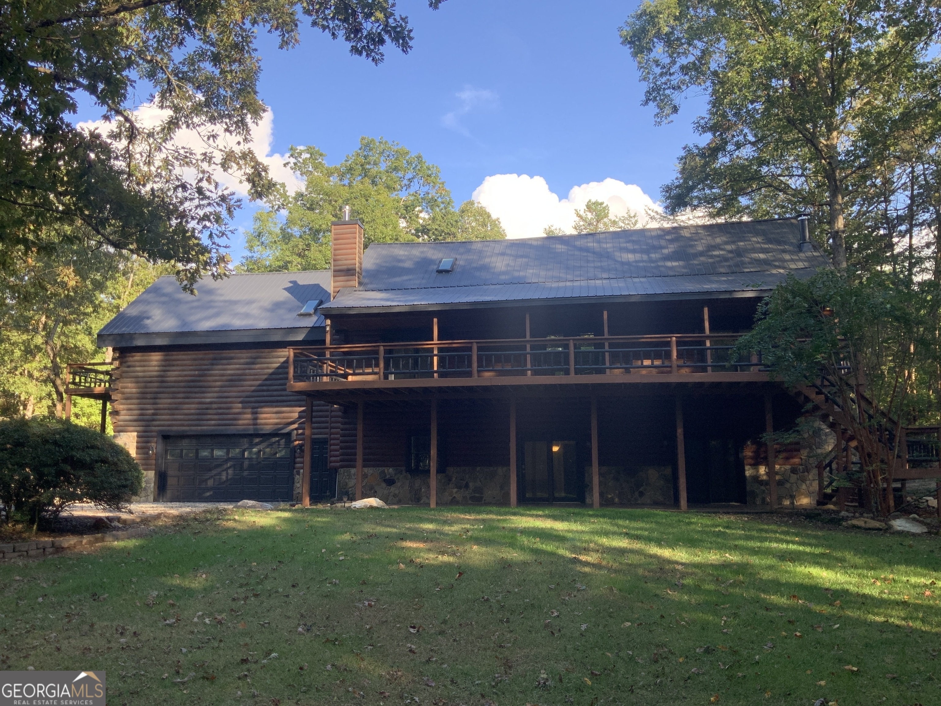 11 Foxfire Road Property Photo 2