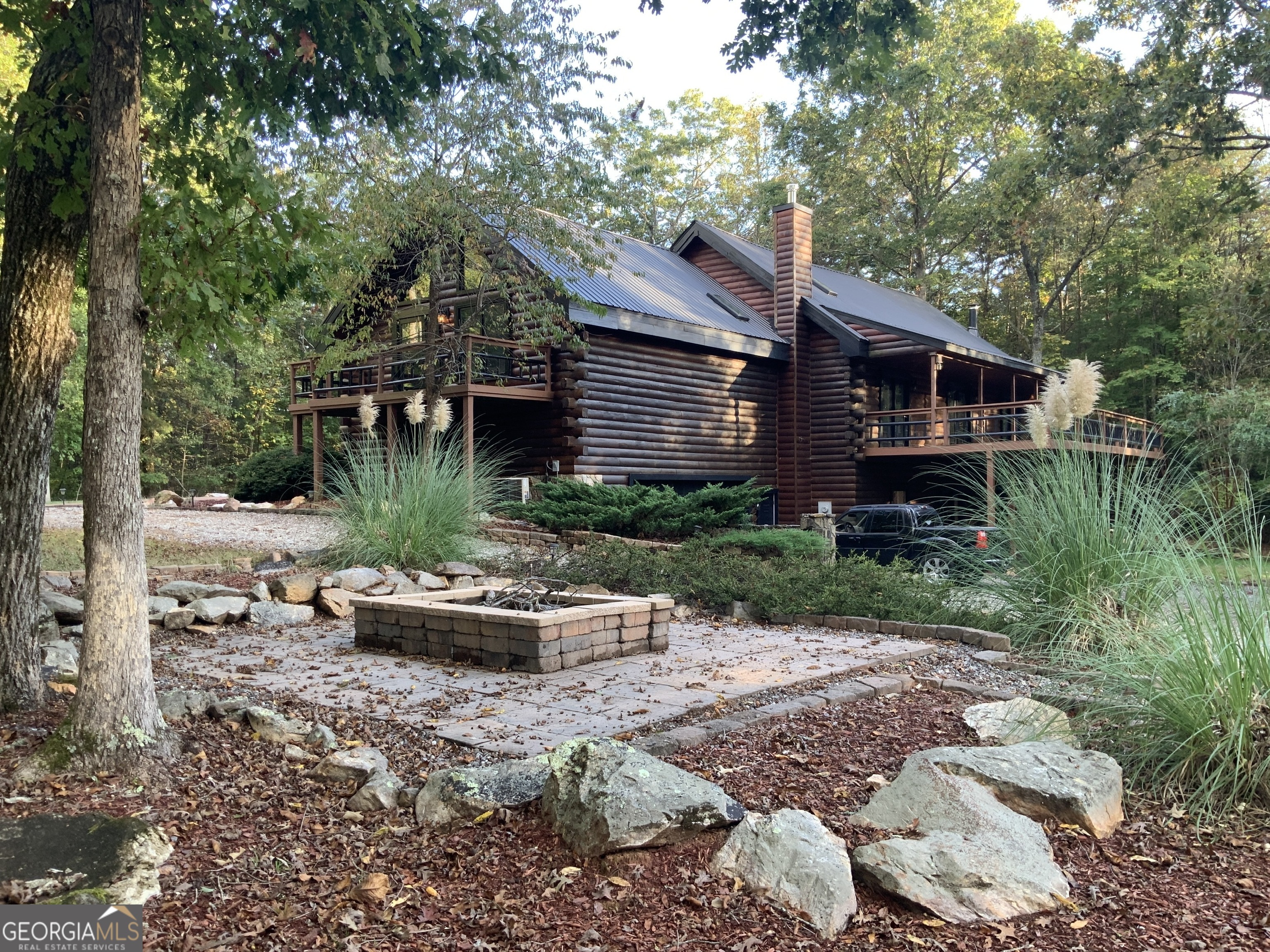 11 Foxfire Road Property Photo 7