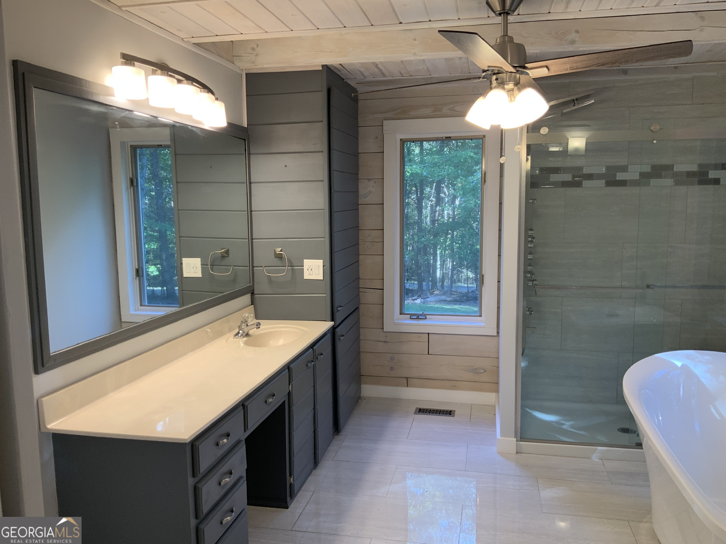 11 Foxfire Road Property Photo 32