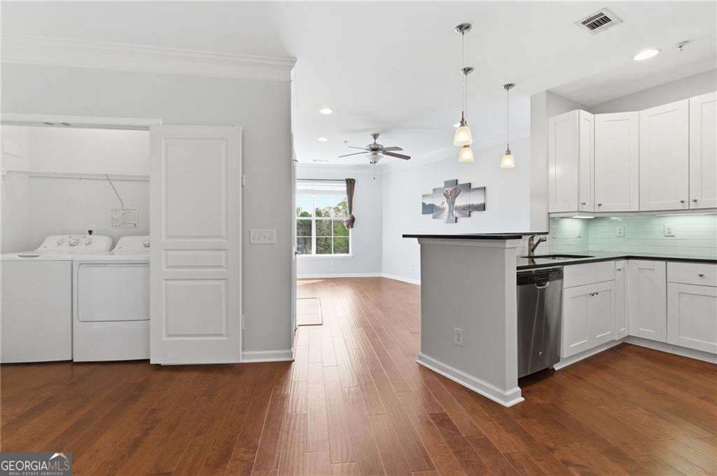 10 Perimeter Summit Boulevard Ne # 4443 Property Photo 6