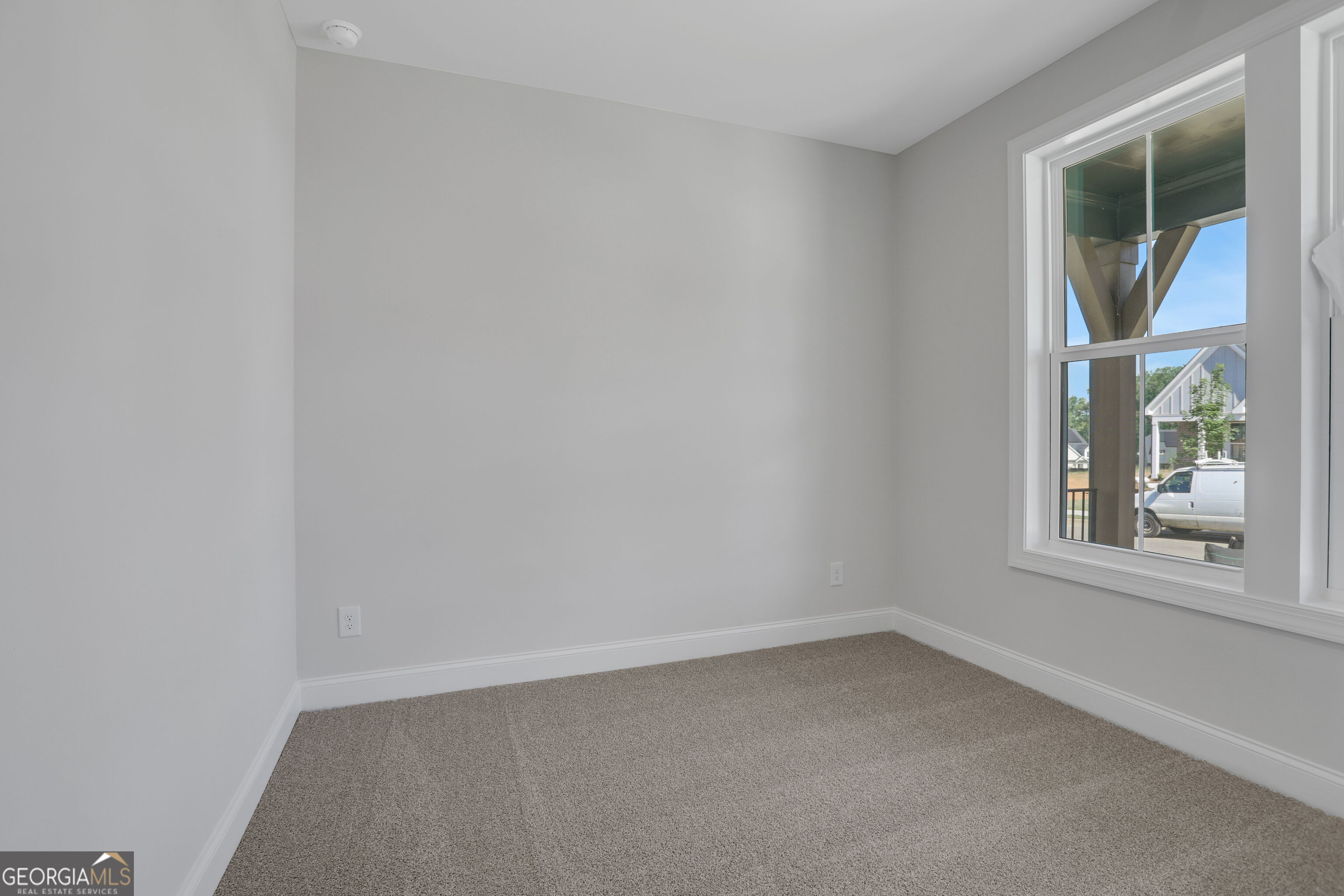 126 Willowfern Lane Property Photo 6
