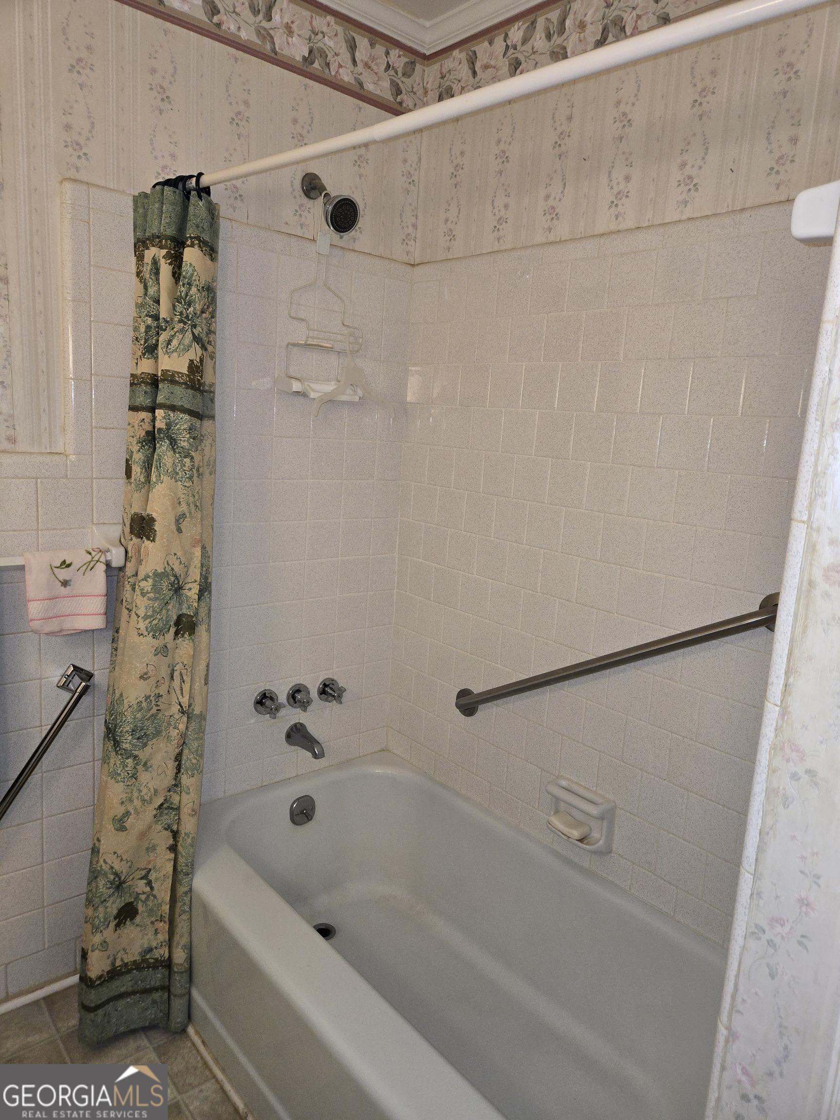 101 Skyline Drive Property Photo 14