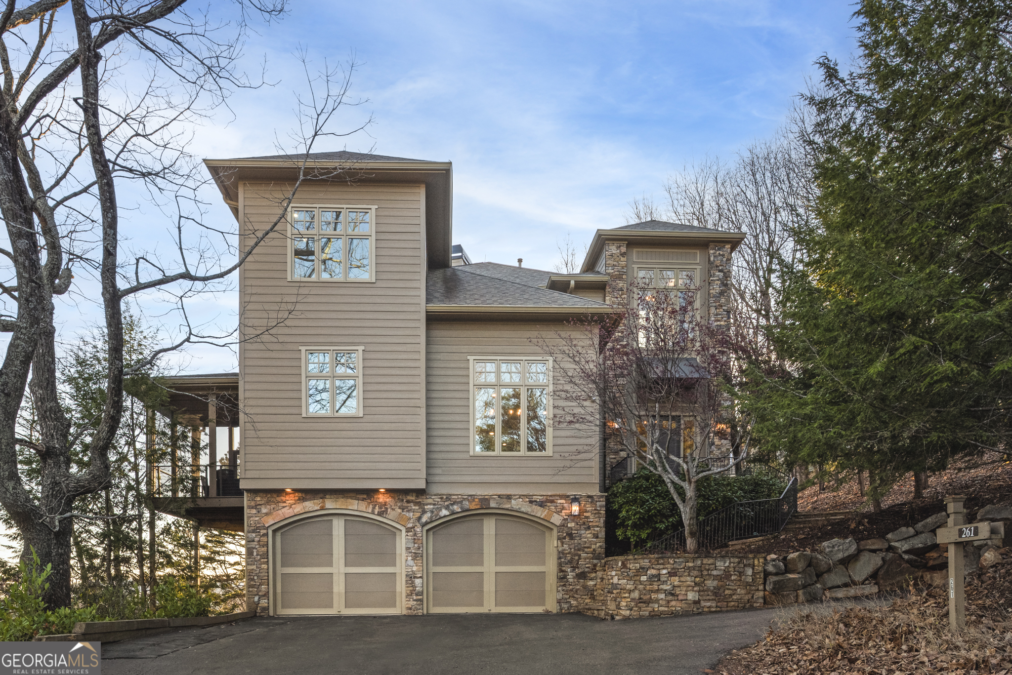 261 Falcon Heights Property Photo 41
