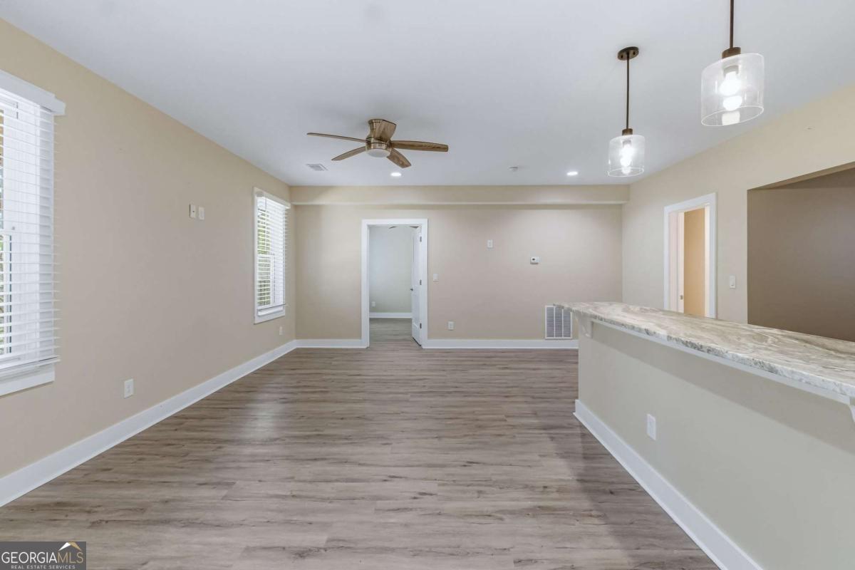 195 Stoneridge Court Property Photo 66