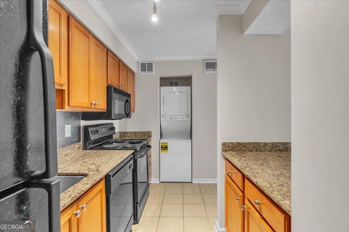 3160 Seven Pines Court # 105 Property Photo 6