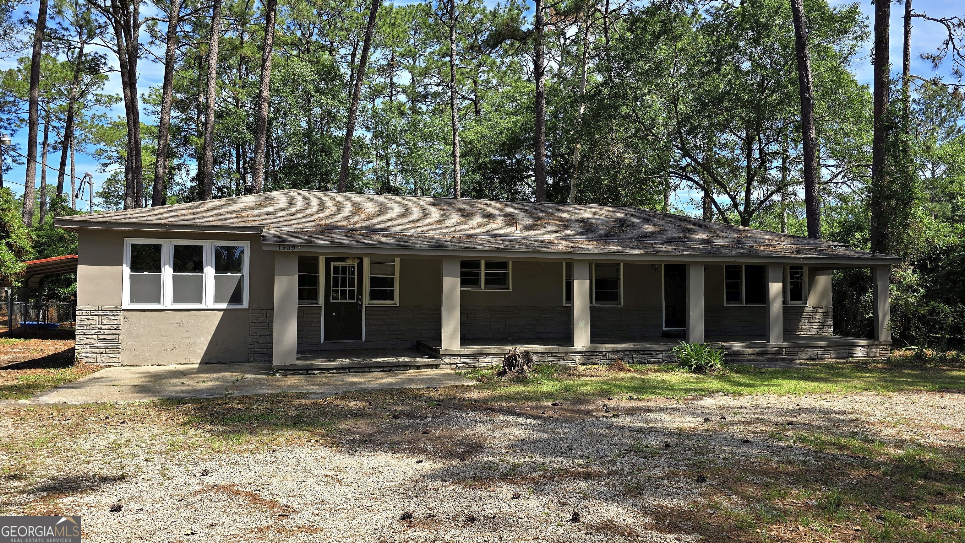 1309 Remington Avenue Property Photo 1