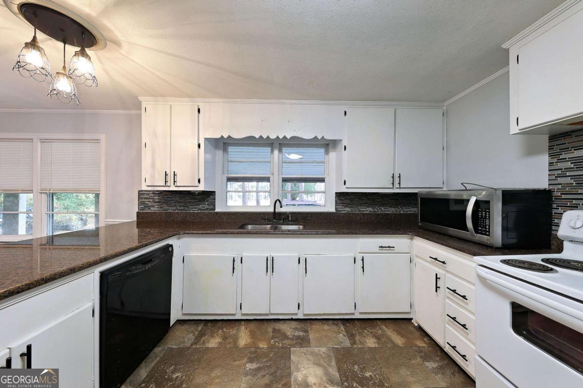 1309 Remington Avenue Property Photo 28