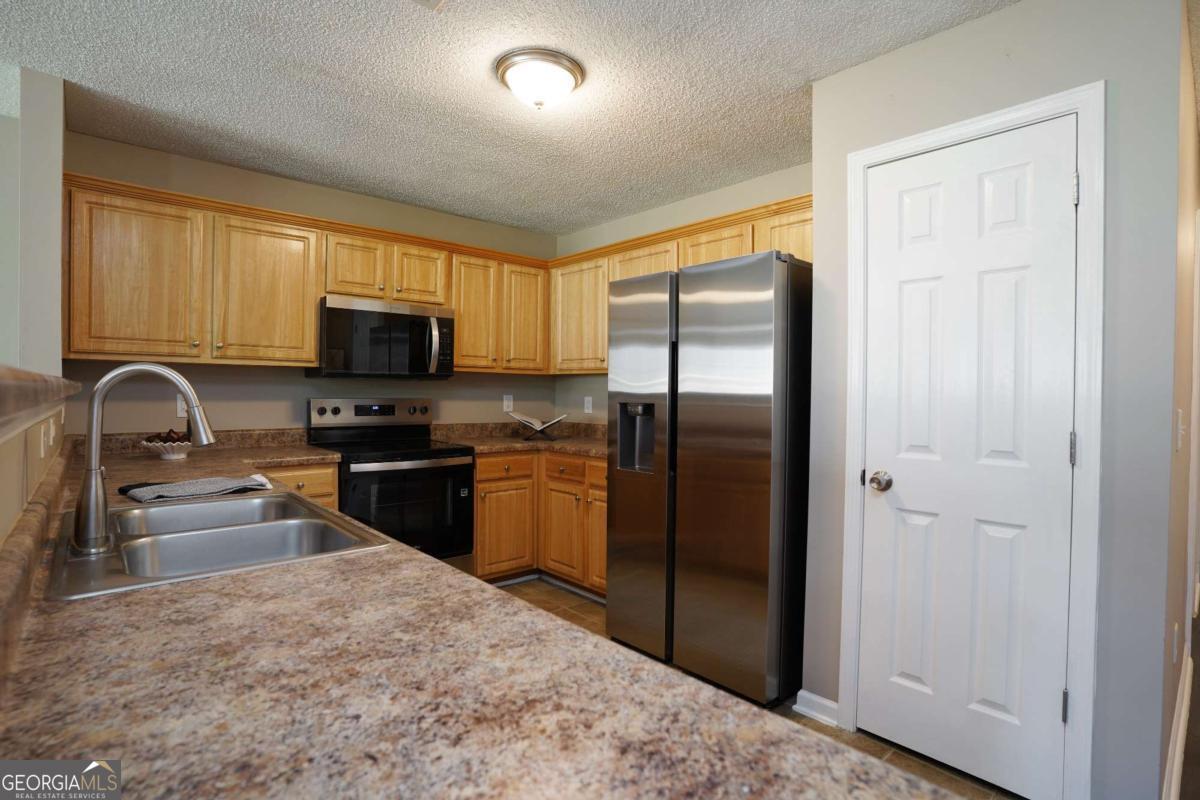 5338 Creekview Lane Property Photo 15