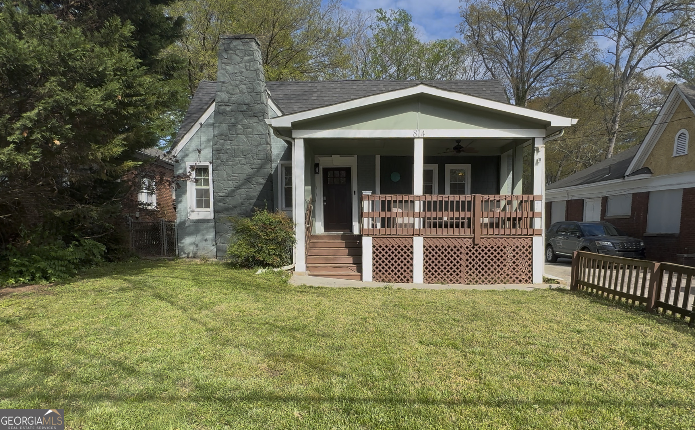 814 Moreland Avenue SE Property Photo 1