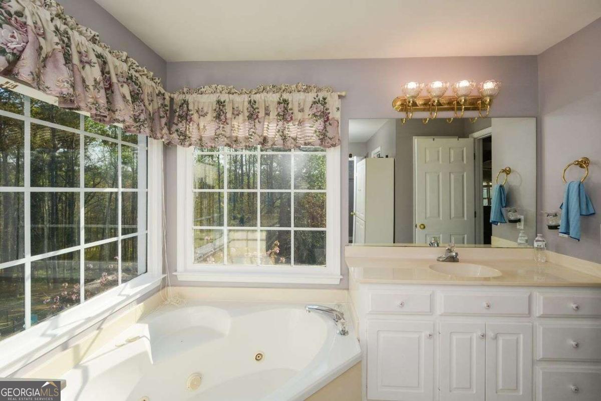 5045 Southern Trace Drive Property Photo 45