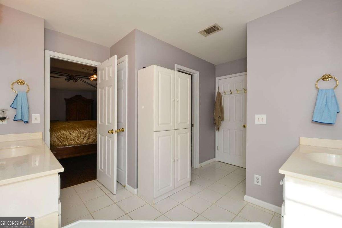 5045 Southern Trace Drive Property Photo 46