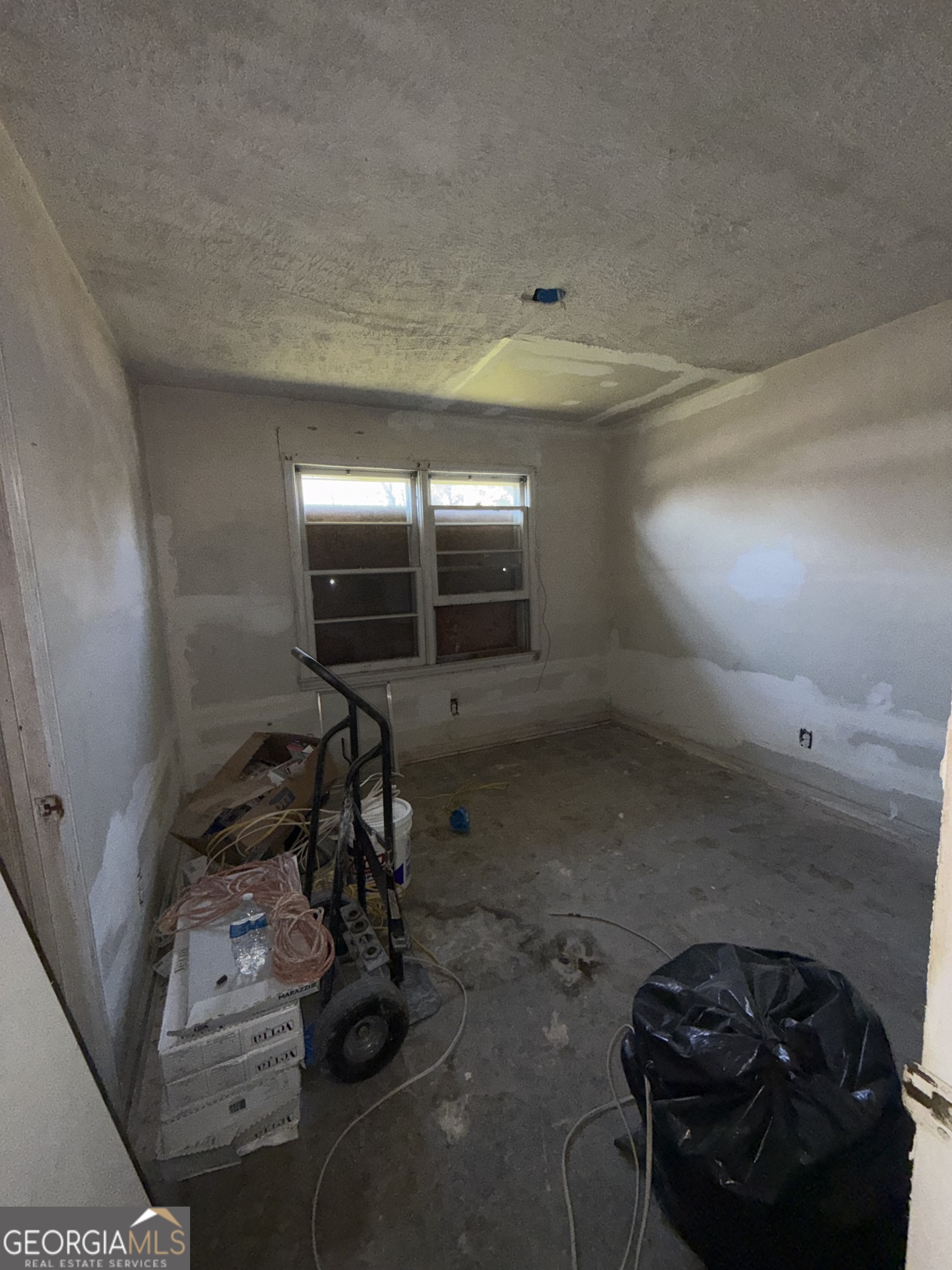5760 Frederica Place Property Photo 8