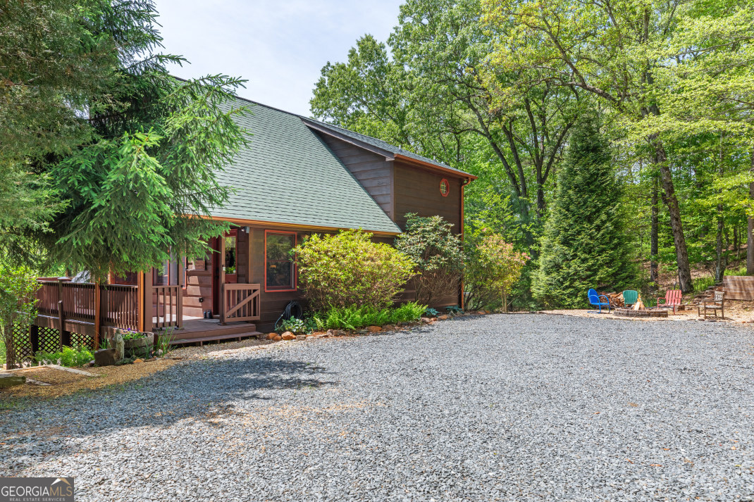 1204 Brookhaven Lane Property Photo 1