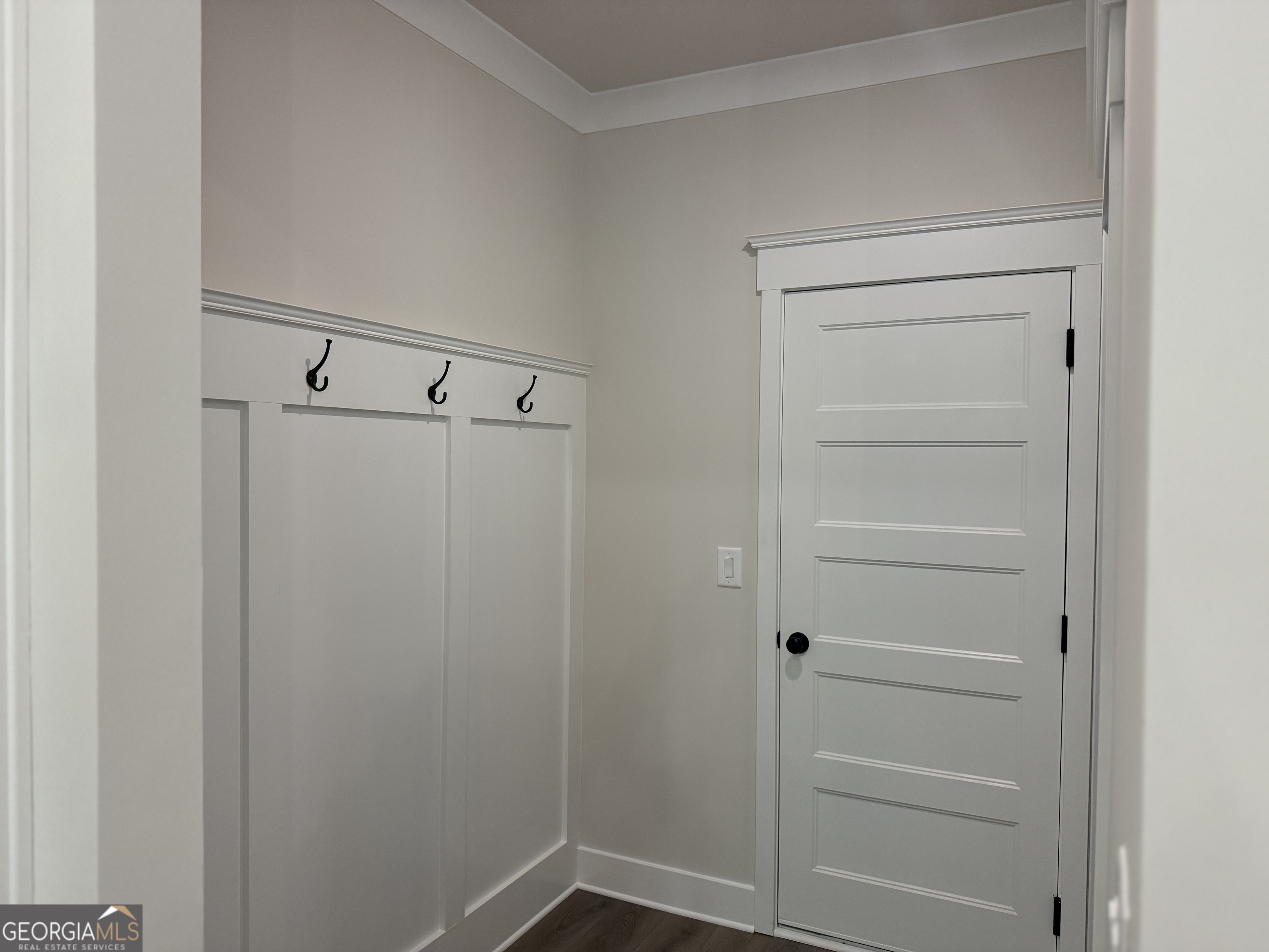 562 Winding Rose Drive Property Photo 6