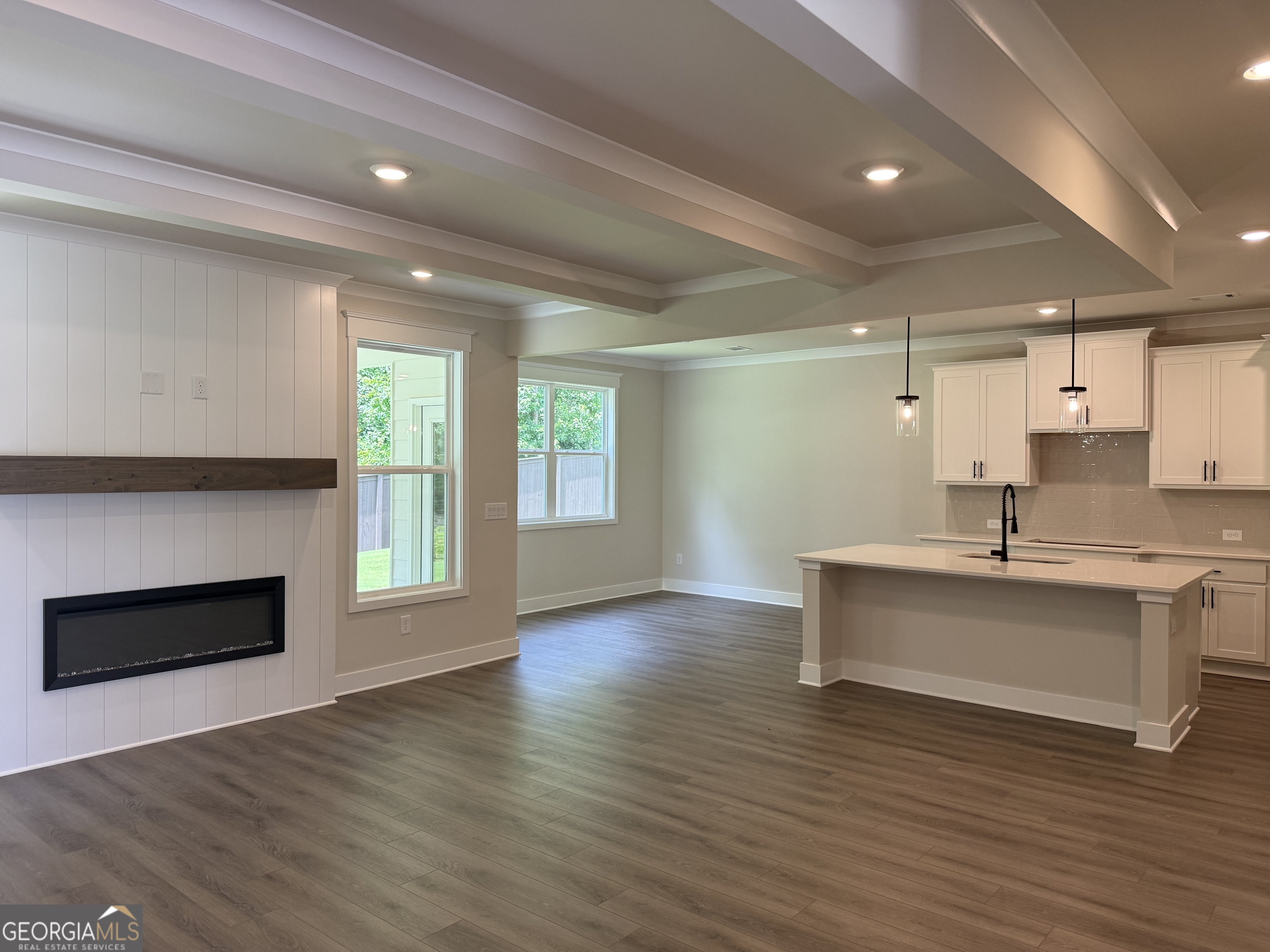 562 Winding Rose Drive Property Photo 14
