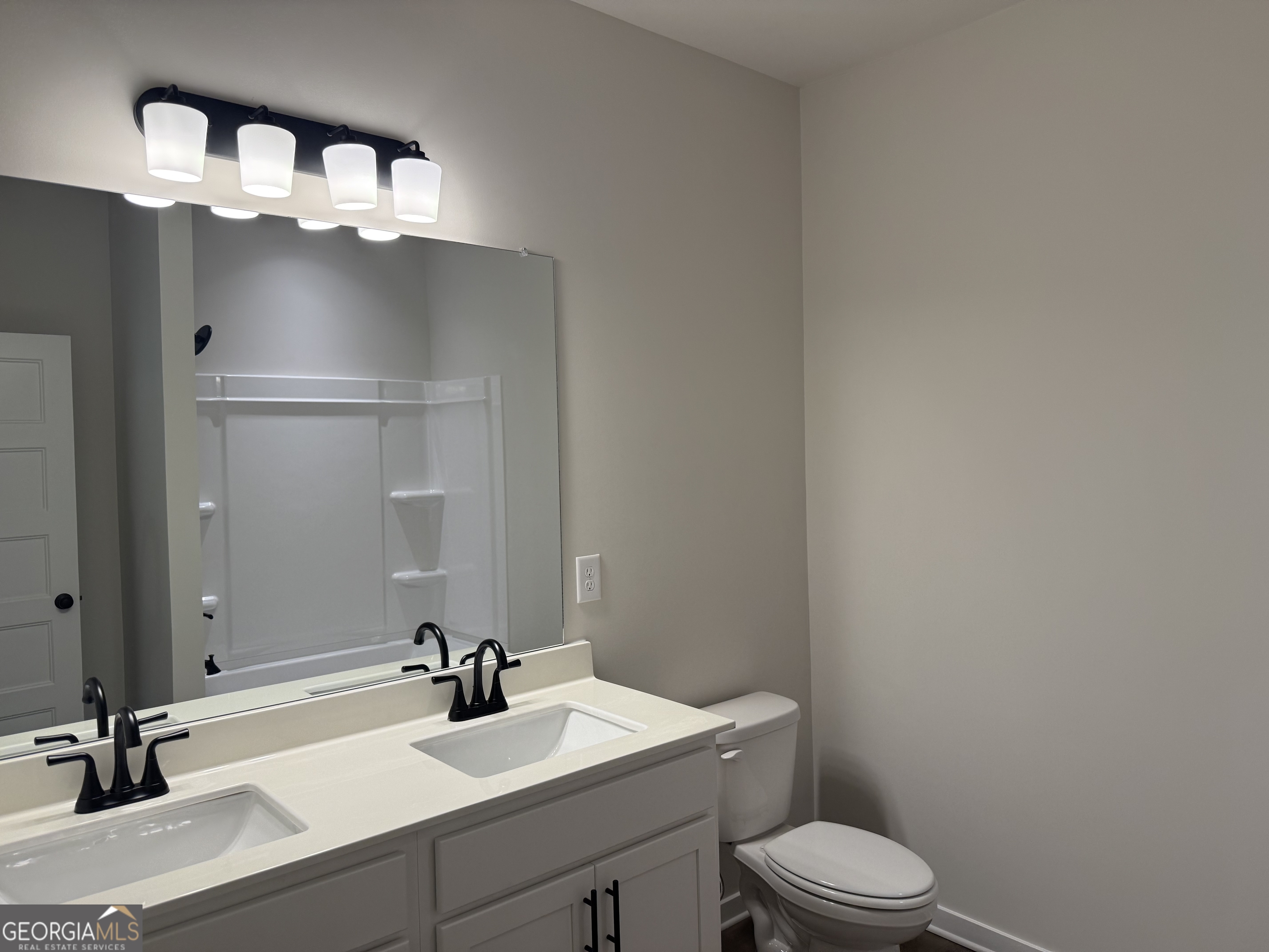 562 Winding Rose Drive Property Photo 31