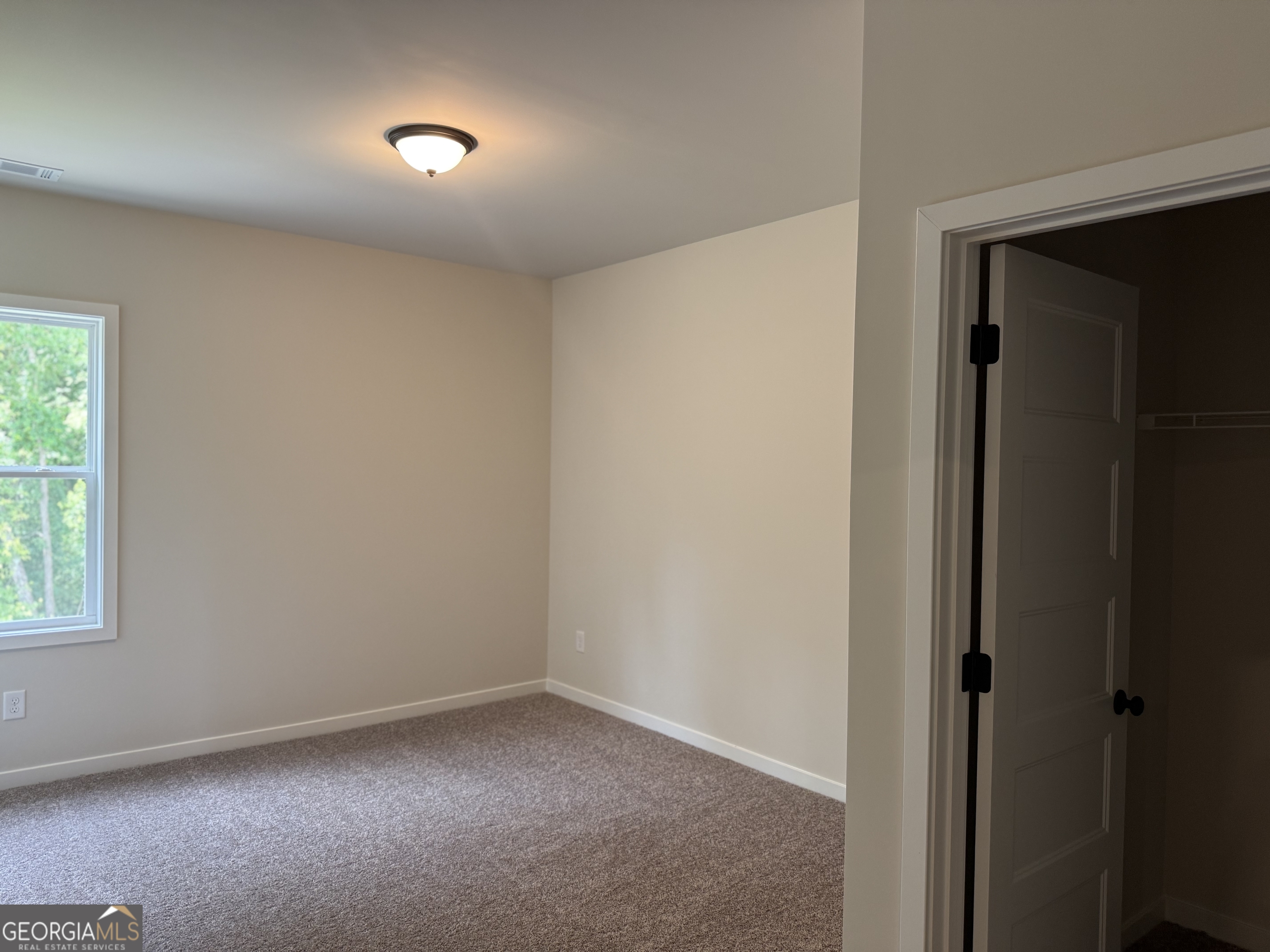 562 Winding Rose Drive Property Photo 33