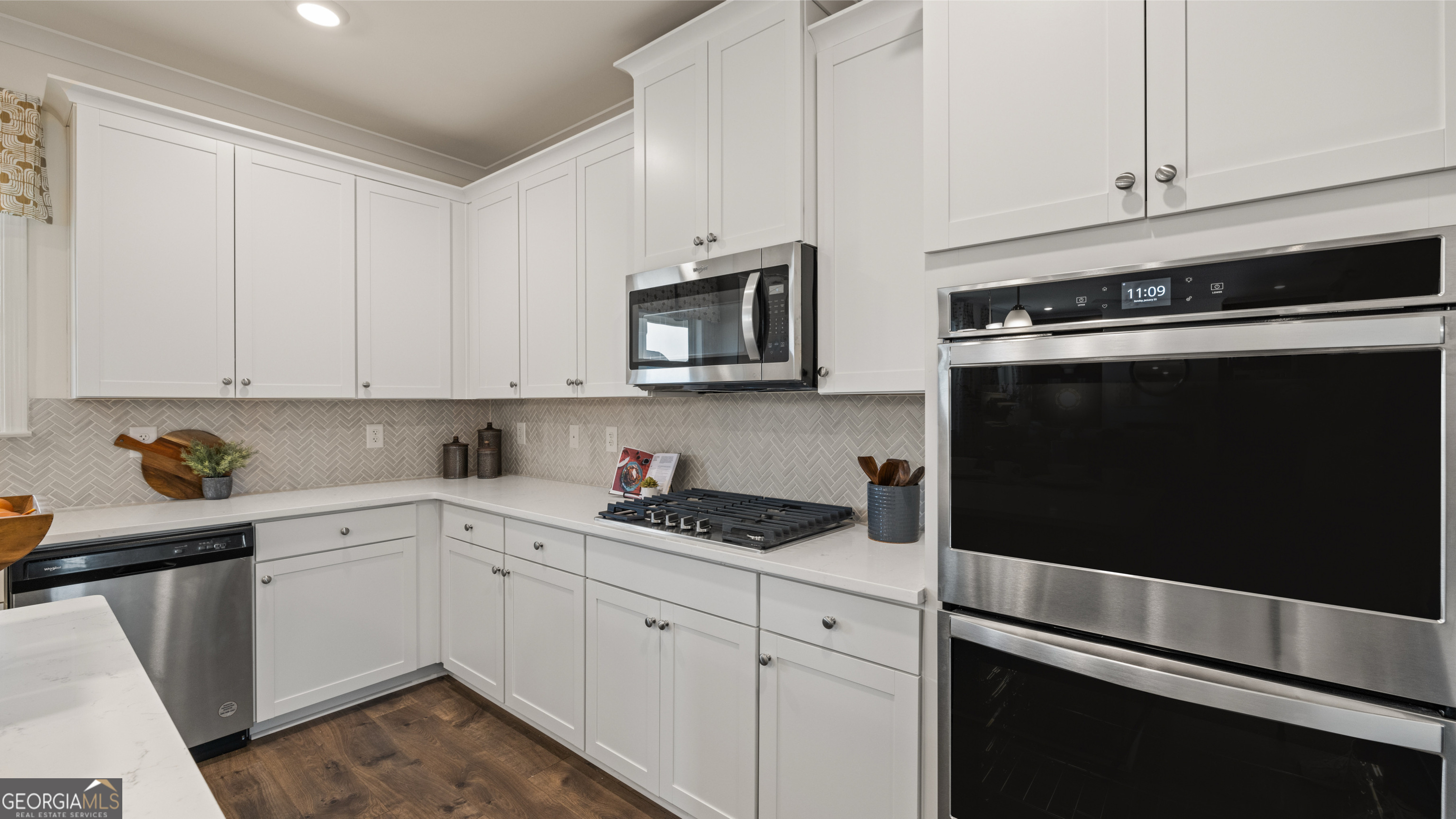 1624 Bernard Court Property Photo 25