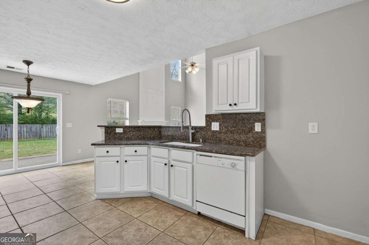 45 Polo Fields Ne Property Photo 15