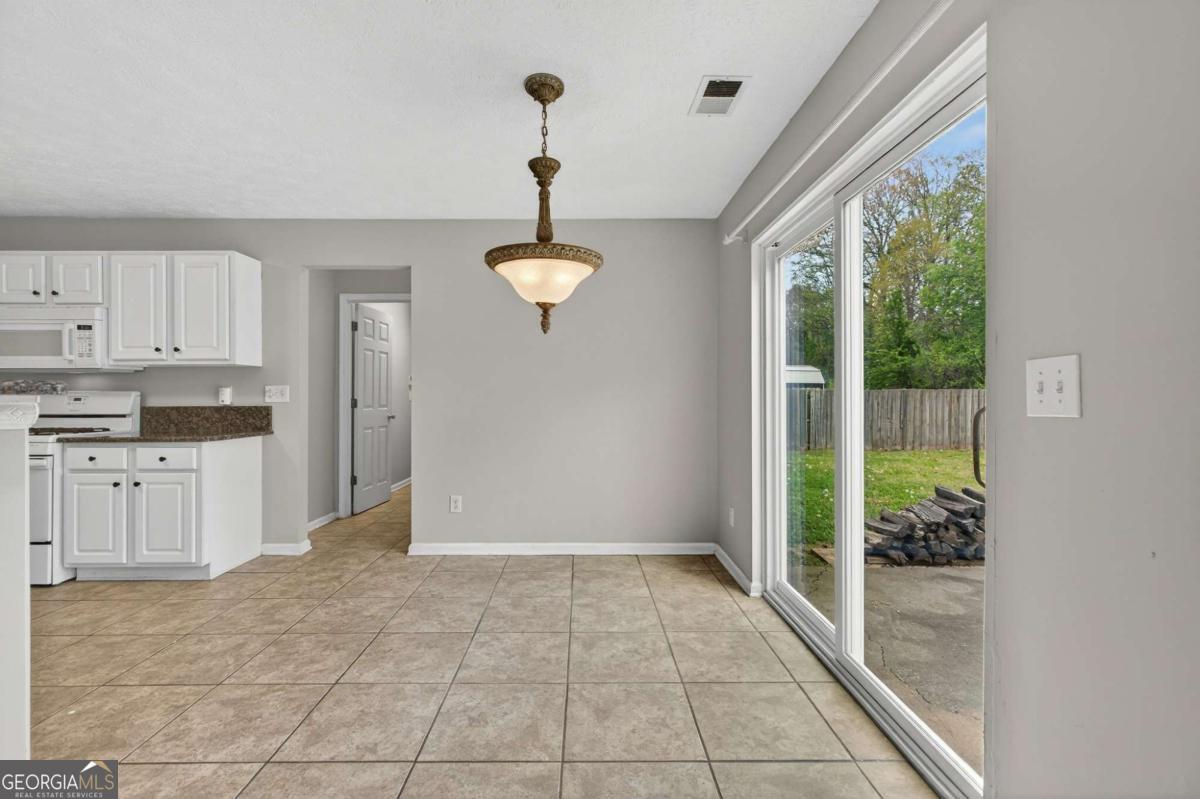45 Polo Fields Ne Property Photo 18