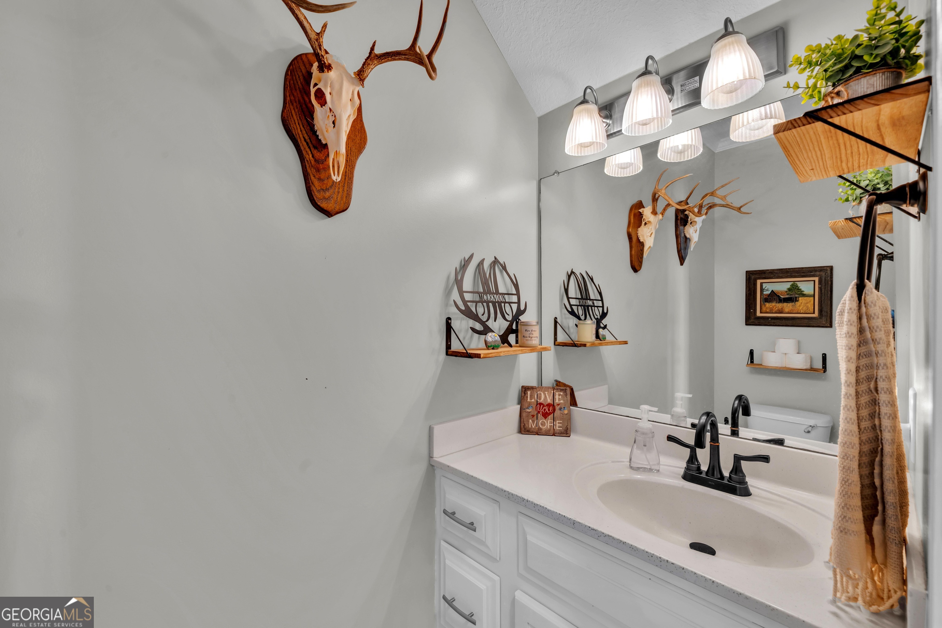 208 Hedge Row Property Photo 27